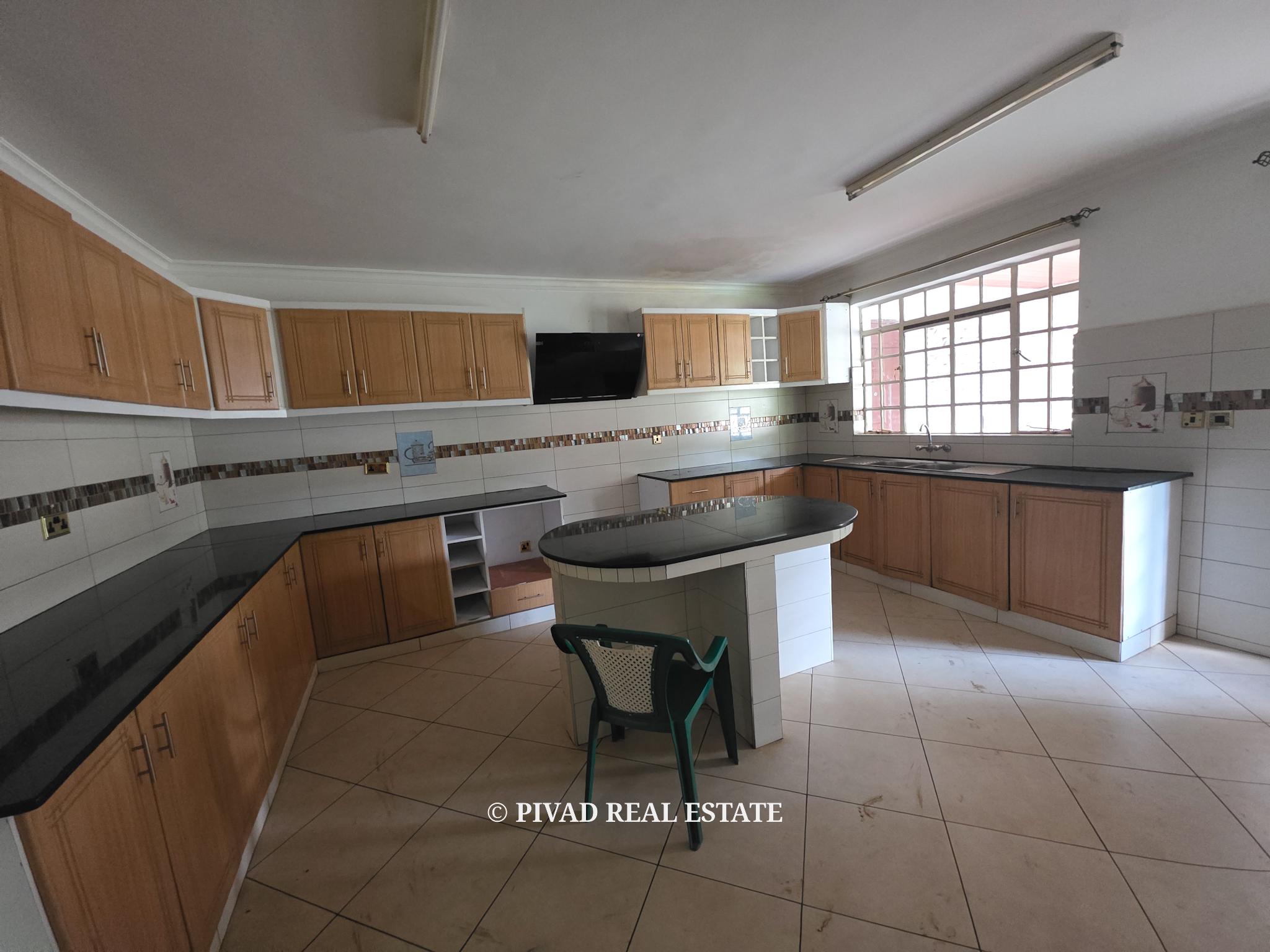 5 Bedroom House Available For Rent in Runda