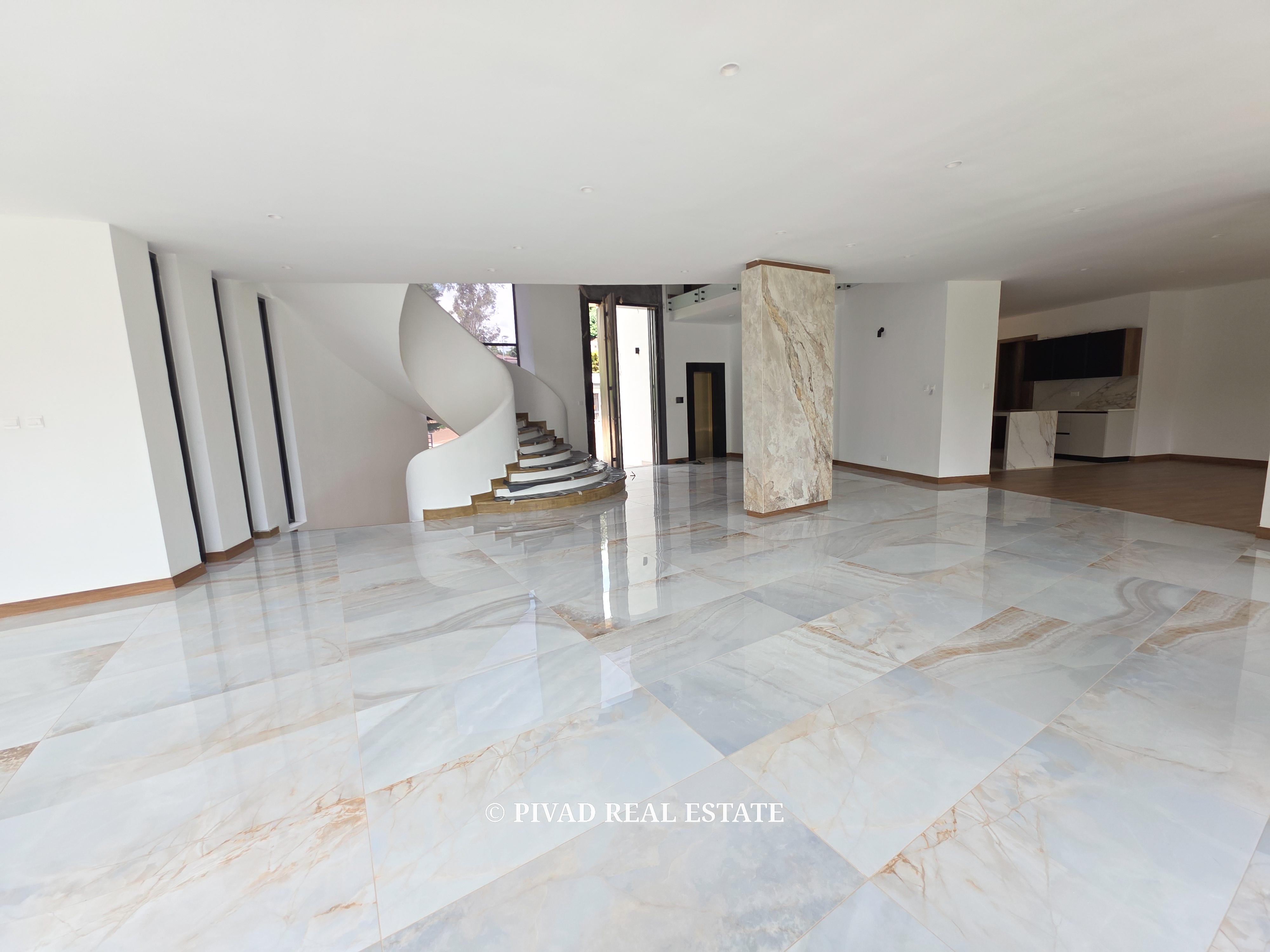 5 Bedroom House for Sale in Nyari