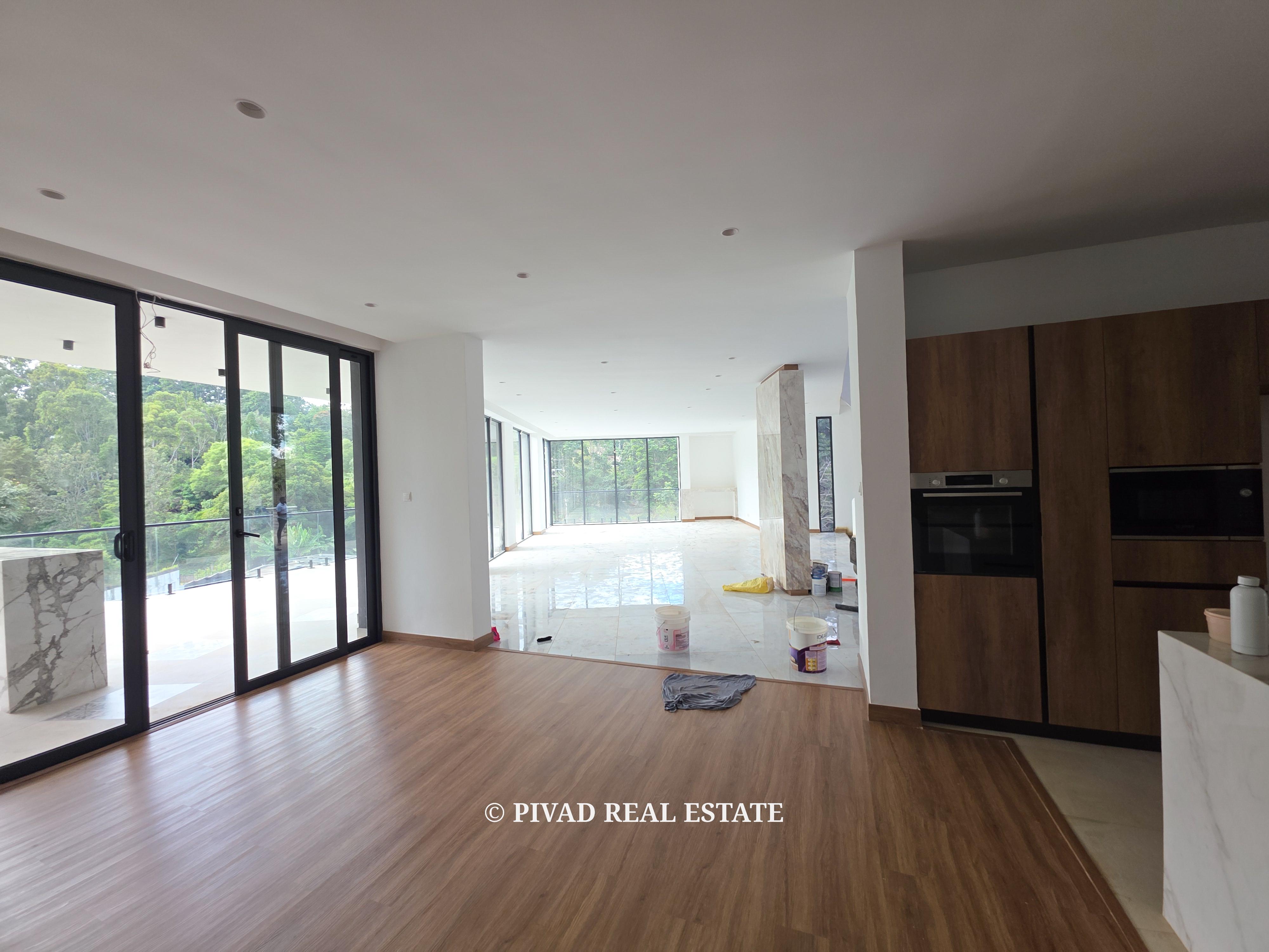 5 Bedroom House for Sale in Nyari