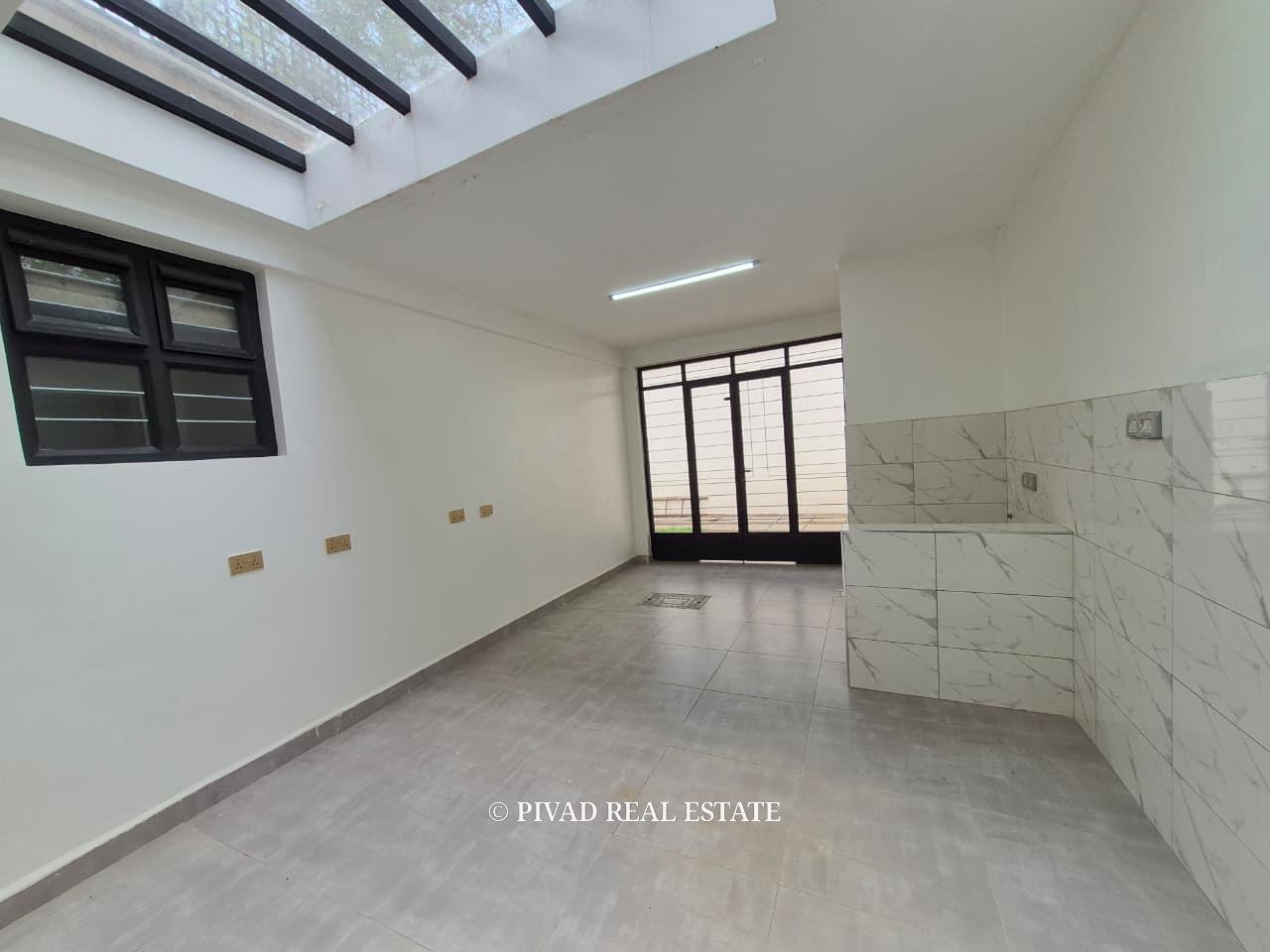 6 Bedroom House Available For Sale in Runda