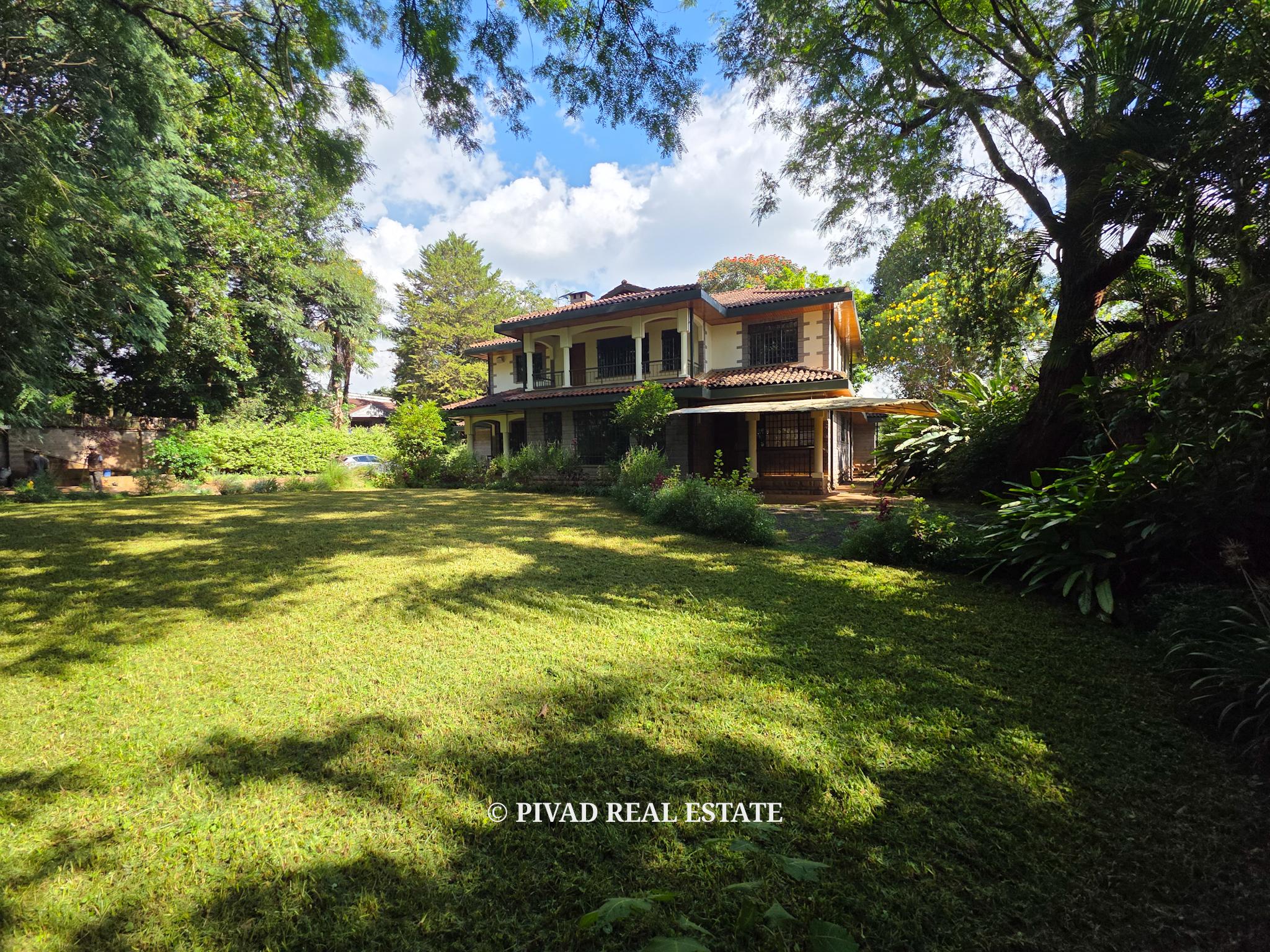 6 bedroom House Available for Sale in Nyari Estate