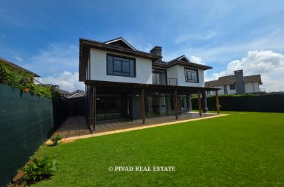 5 Bedroom House For Resale in Fivestar Paradise, Runda