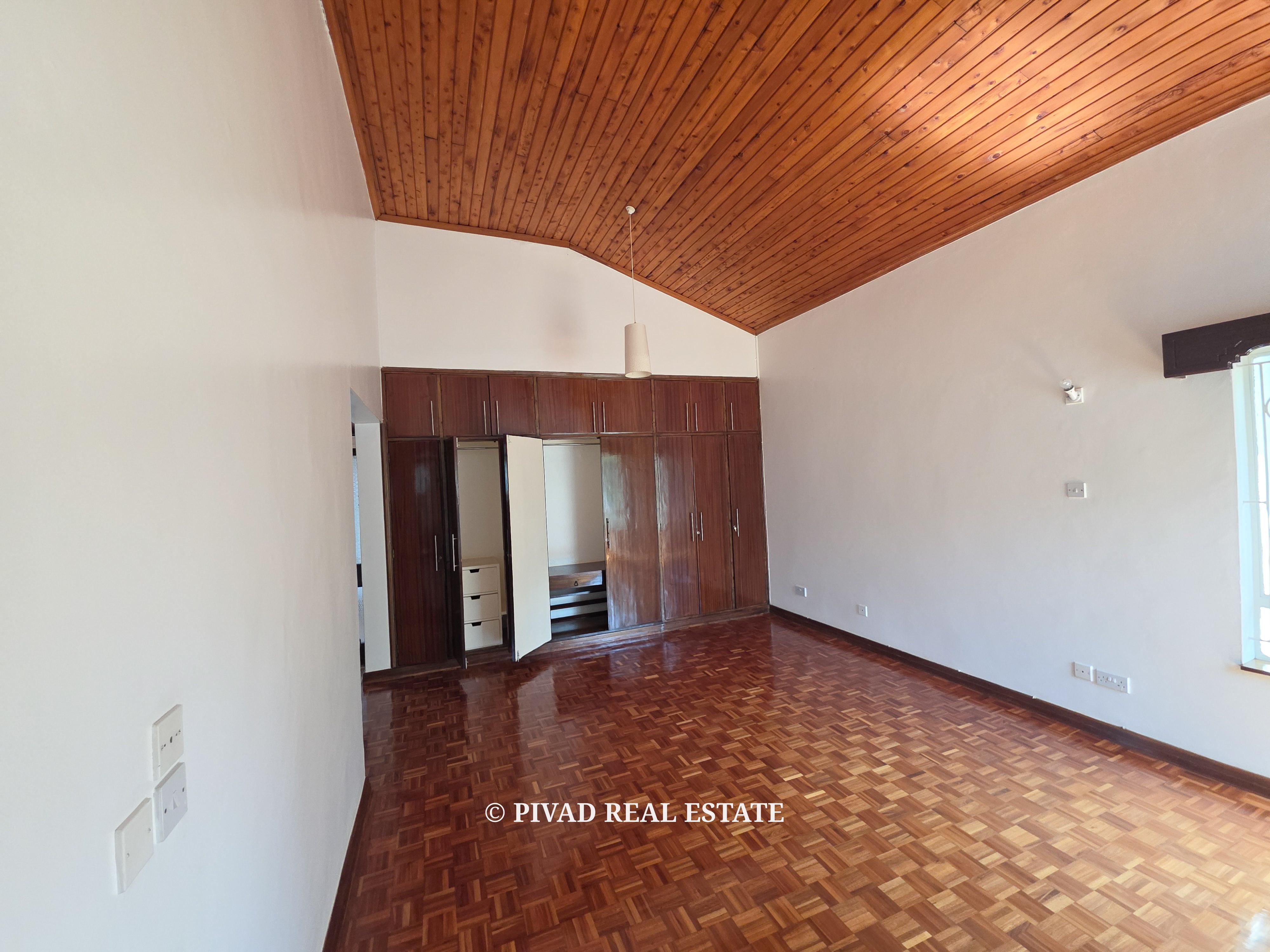 5 bedroom House Available For Sale - Gigiri Estate
