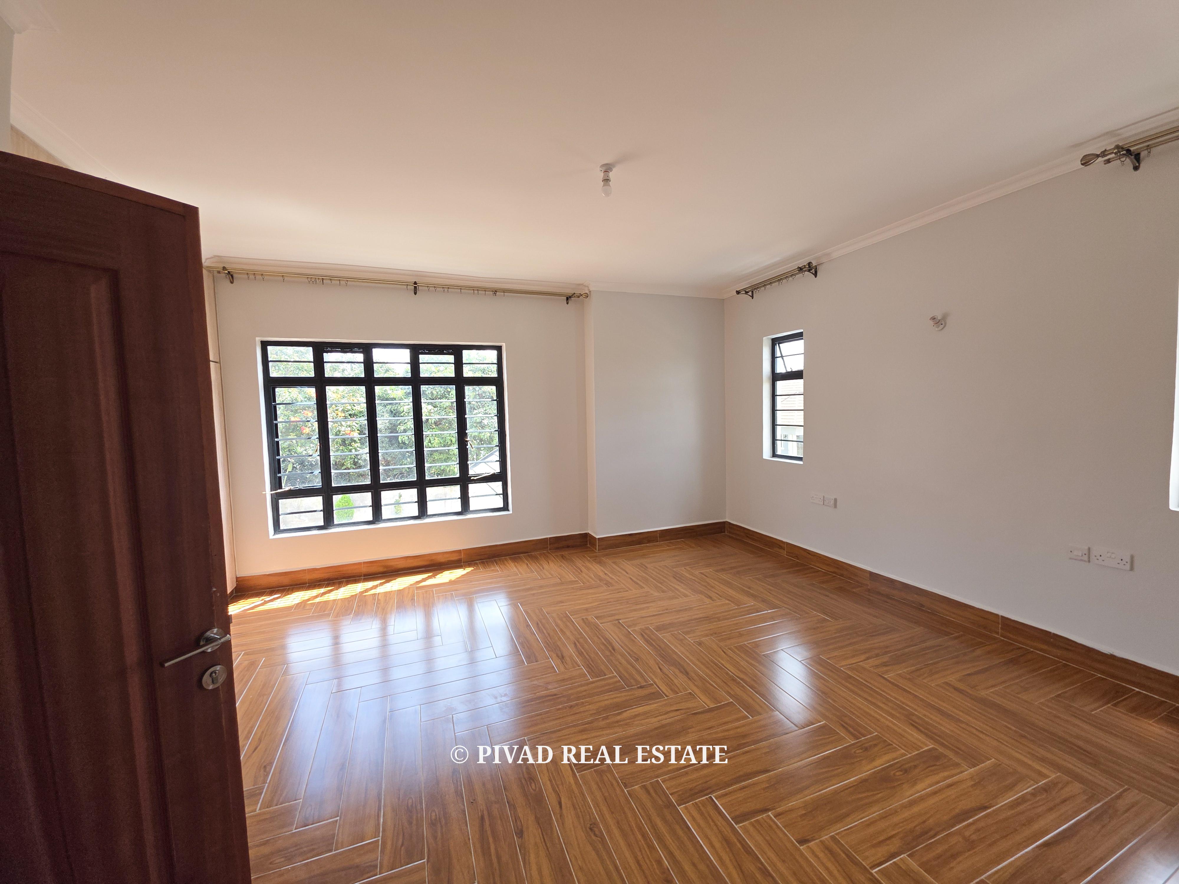 5 Bedroom House For Rent at Runda Paradise