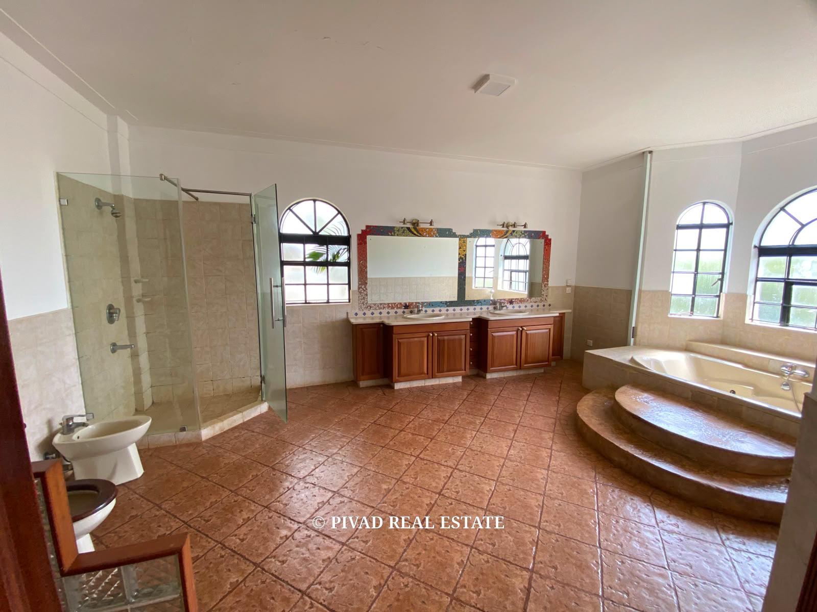5-Bedroom House for Rent – Runda Evergreen