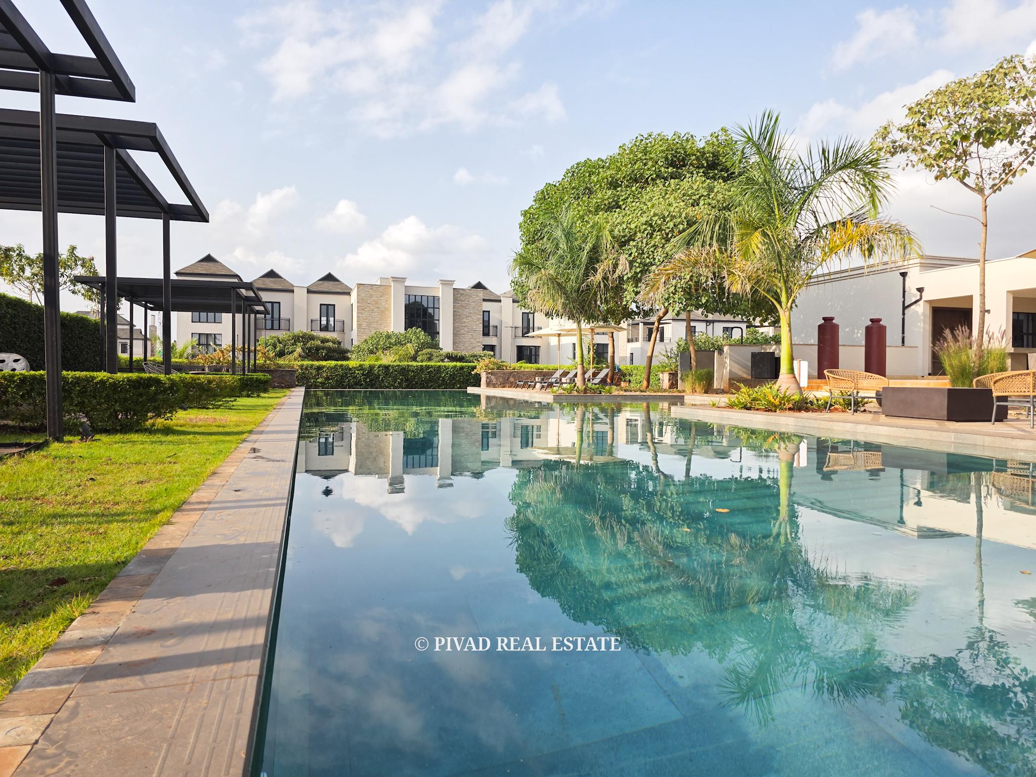4 Bedroom Townhouse Available For Sale in Palm Valley