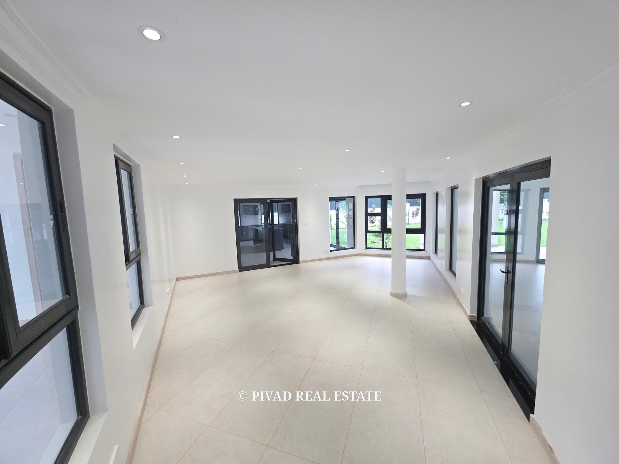 6 Bedroom House Available For Rent in Runda
