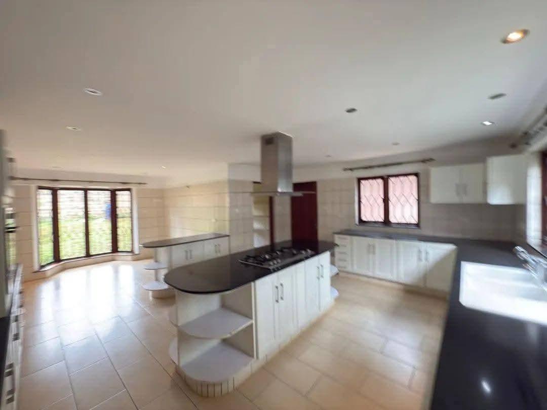 5 Bedroom House Available For Rent in Gigiri