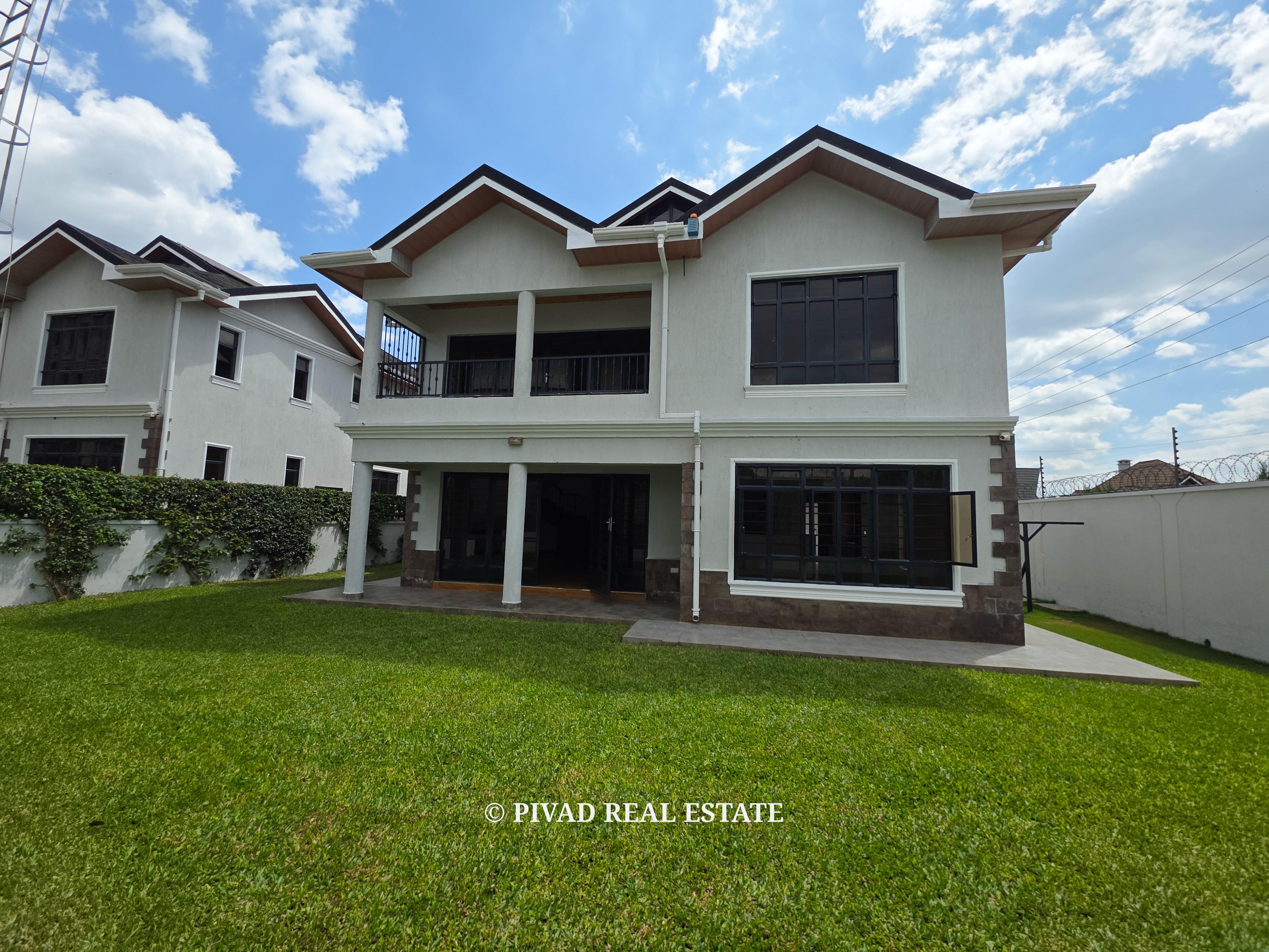 5 Bedroom House For Rent at Runda Paradise