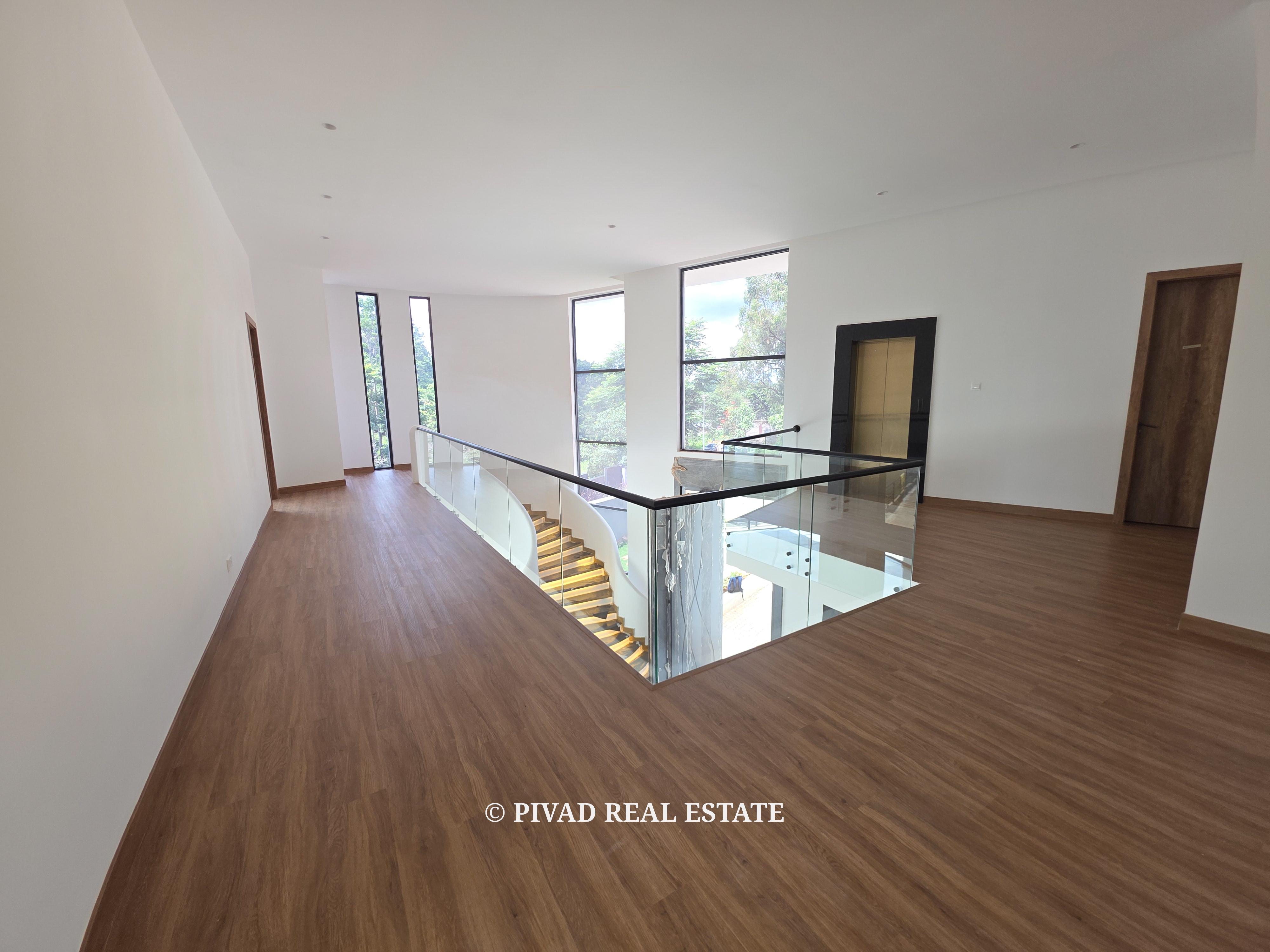 5 Bedroom House for Sale in Nyari