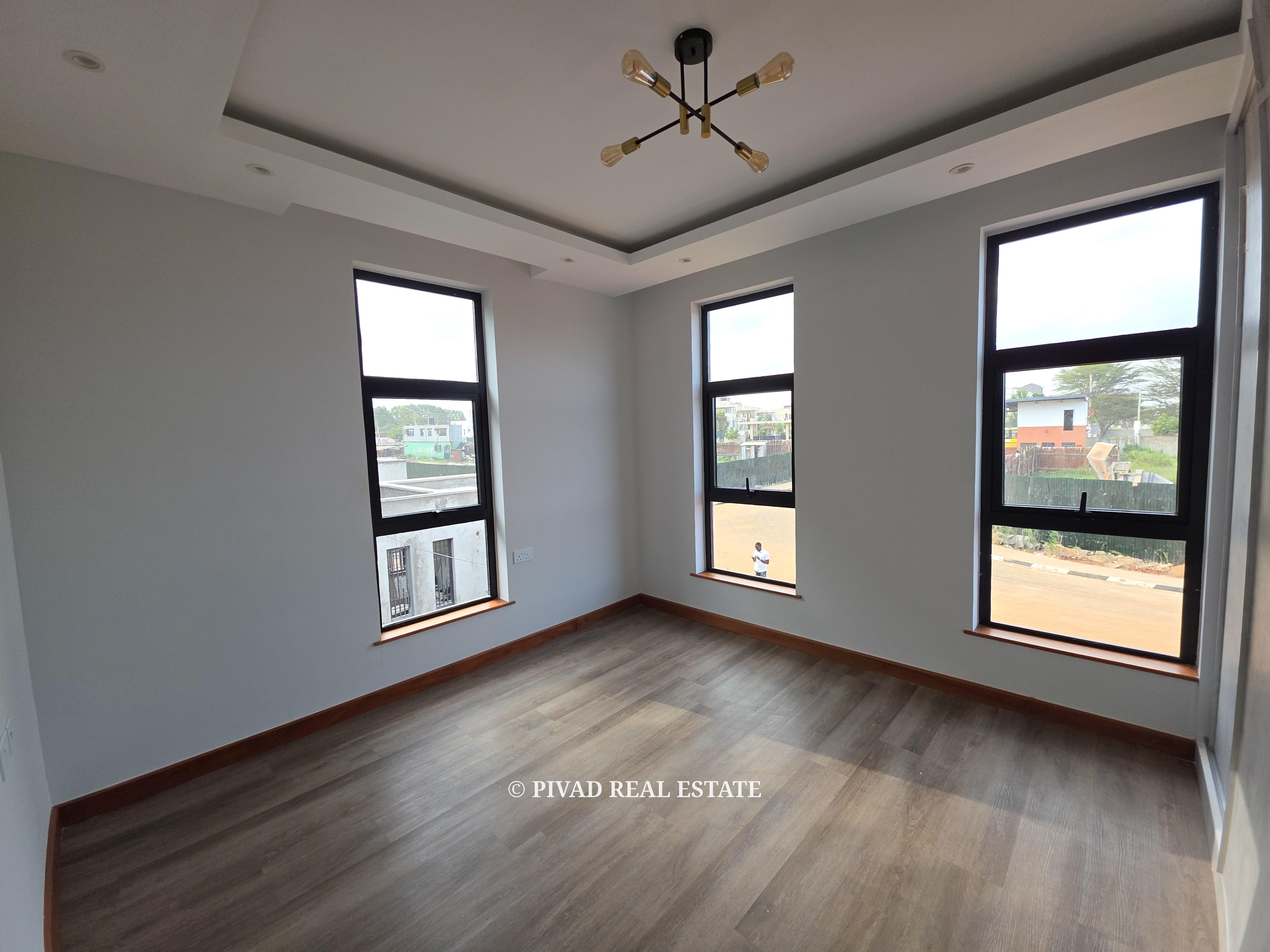 Modern 4 Bedroom Houses available for sale in Membley