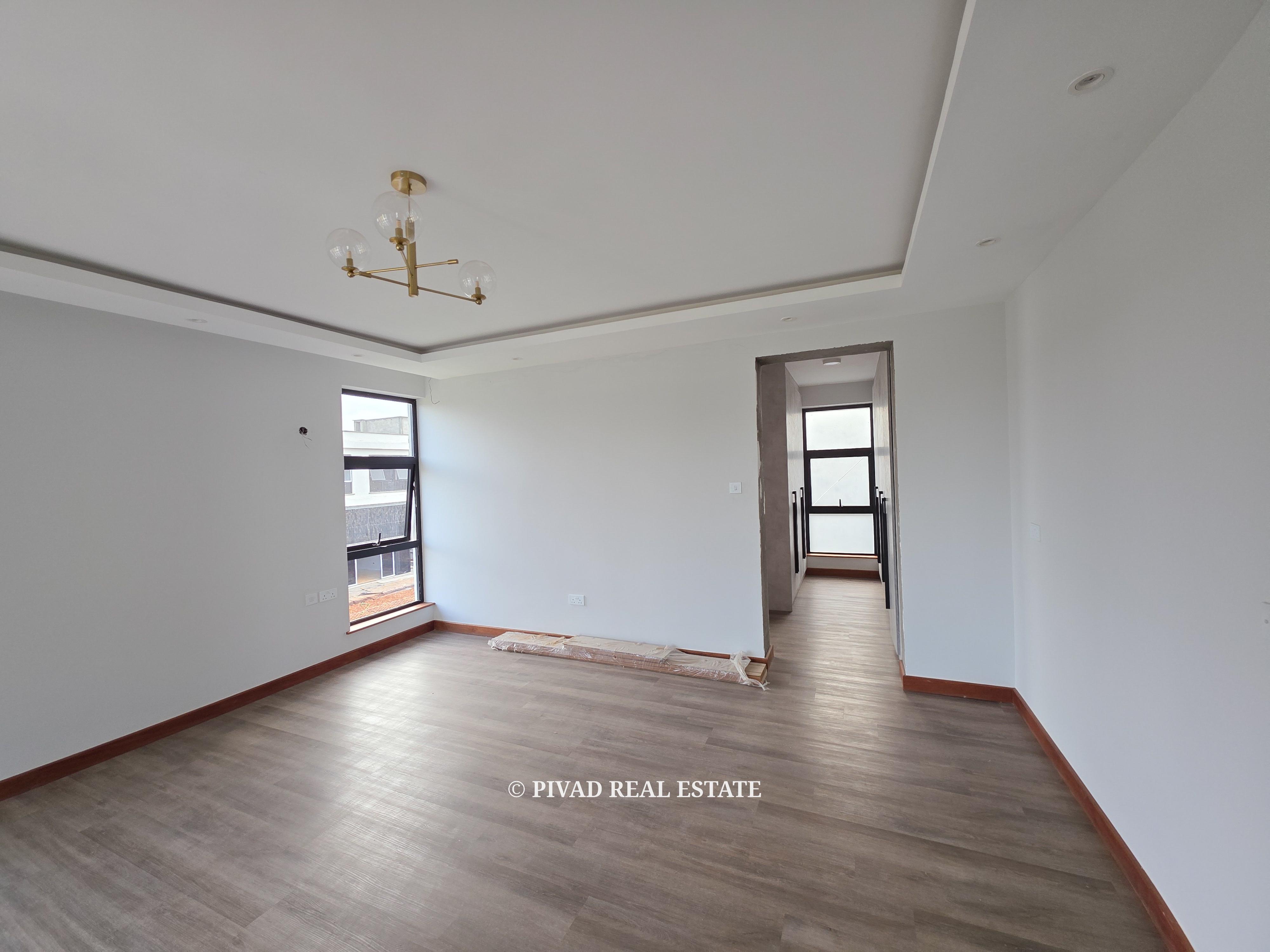 Modern 4 Bedroom Houses available for sale in Membley
