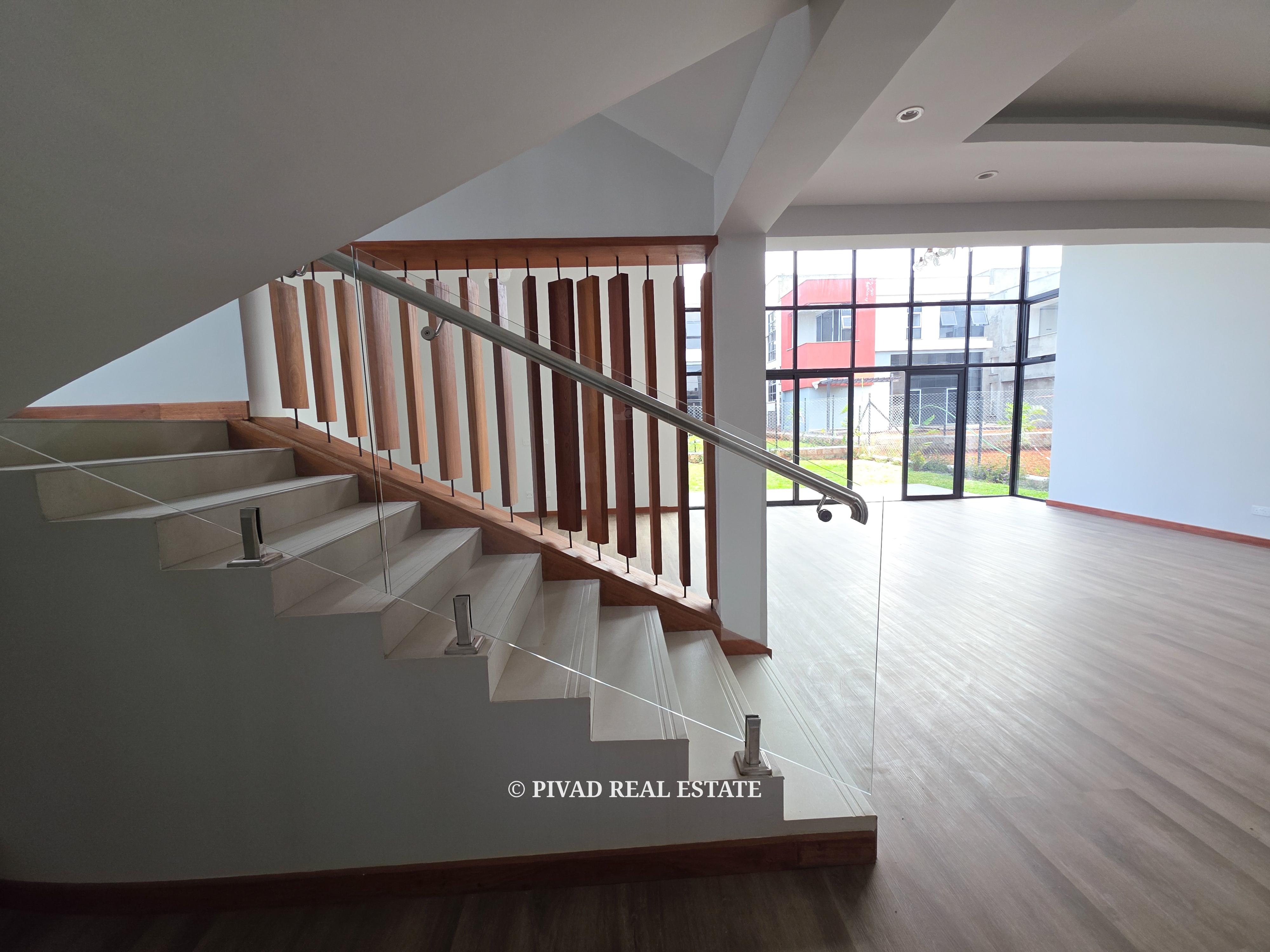Modern 4 Bedroom Houses available for sale in Membley