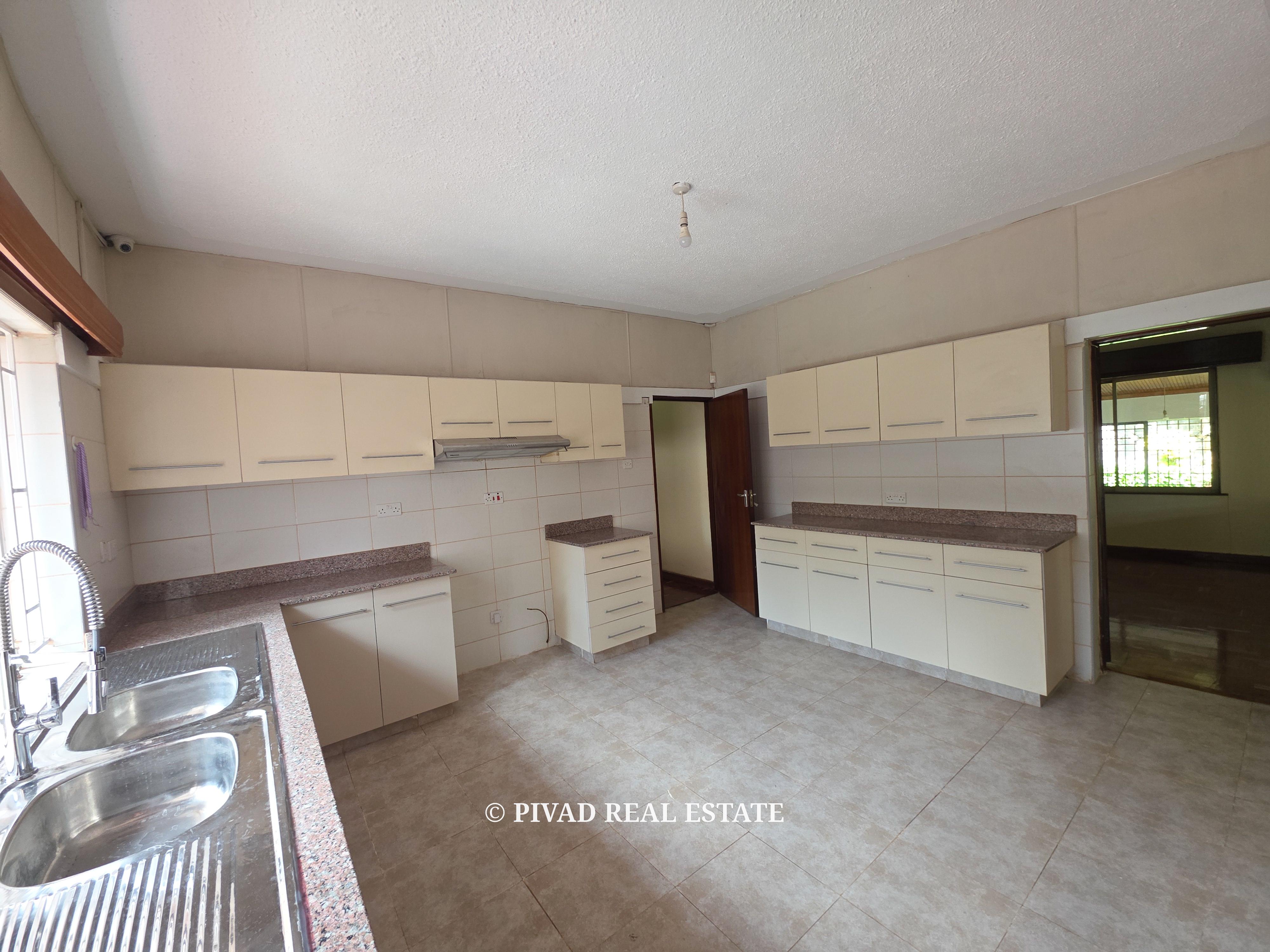 4 Bedroom House available for Rent at 450k in Rosslyn Estate