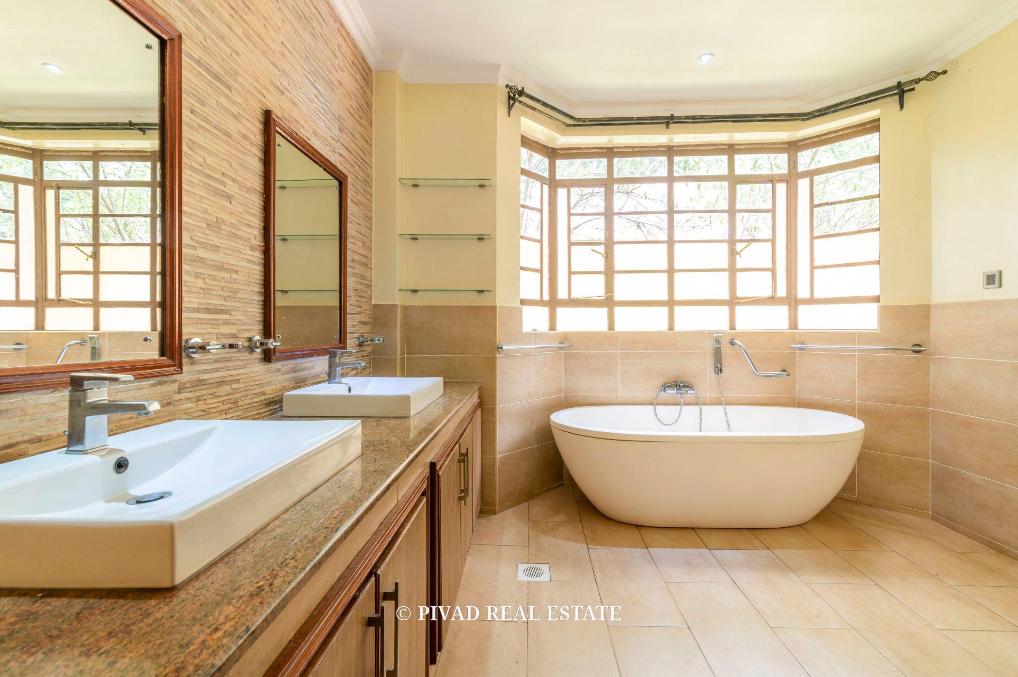 4 Bedroom house available for sale