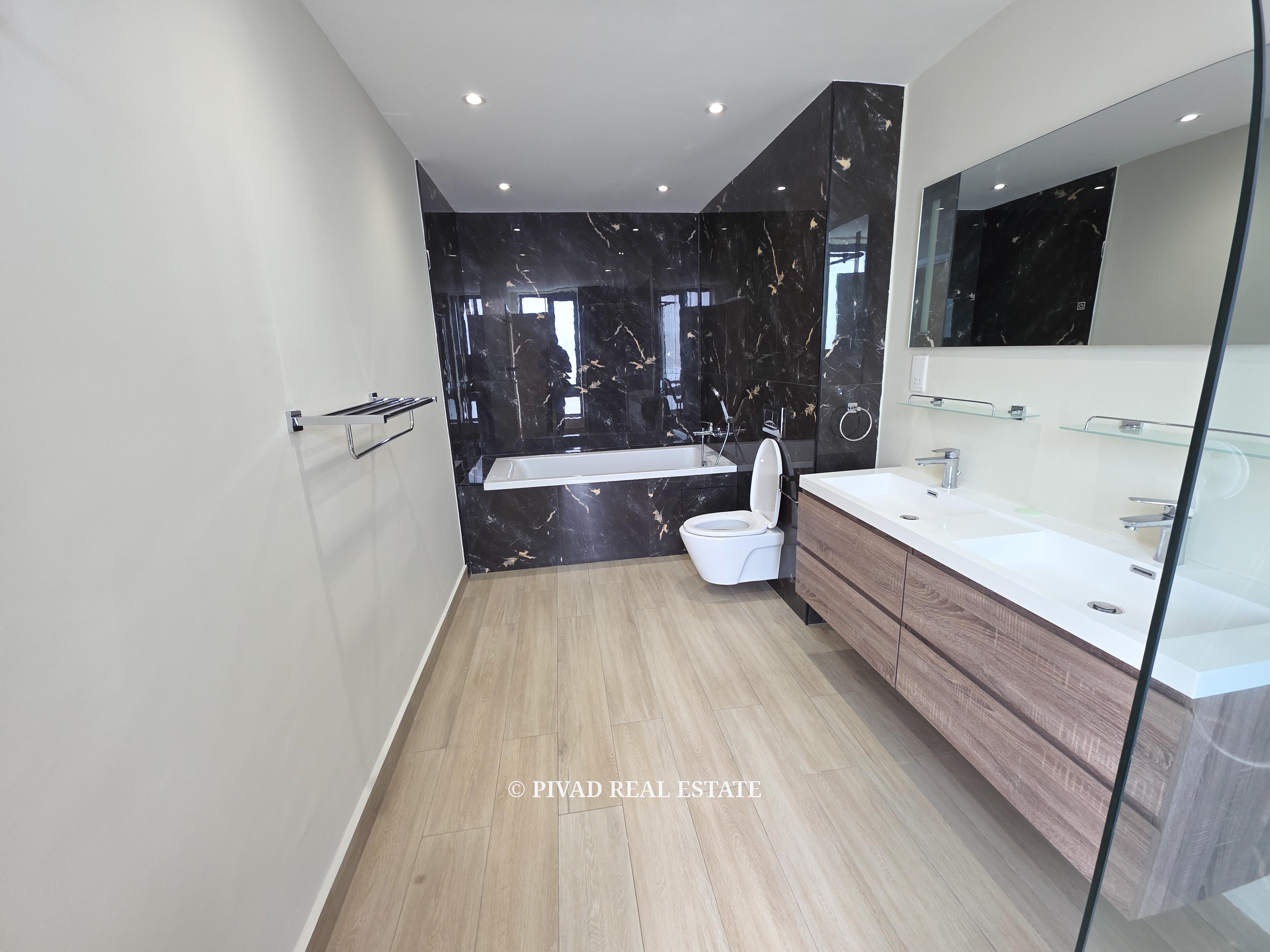 Modern and Luxurious 4 Bedroom Duplex Penthouse available for rent along Riverside Drive