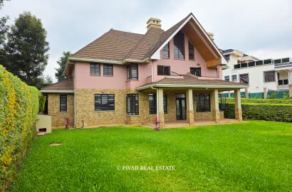 Homely 4 Bedroom house available for Rent in Runda
