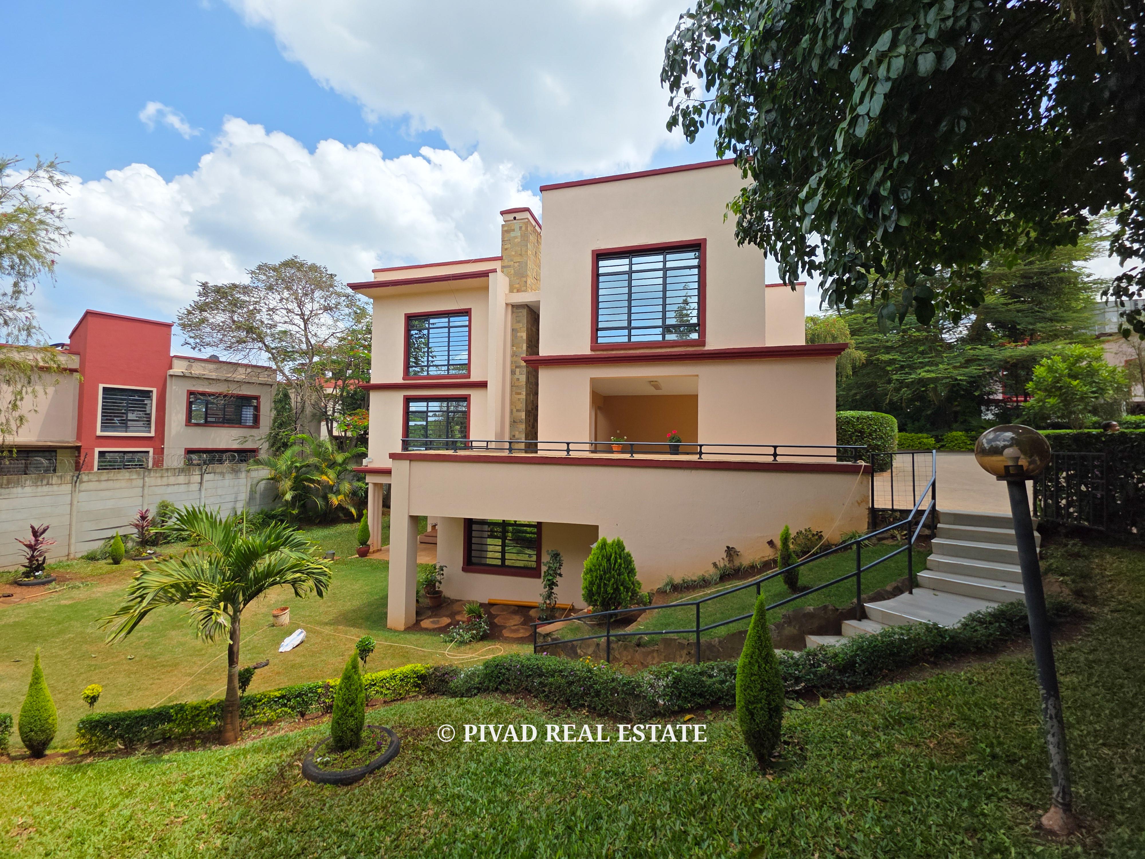 4 Bedroom House Available For Sale in New Runda