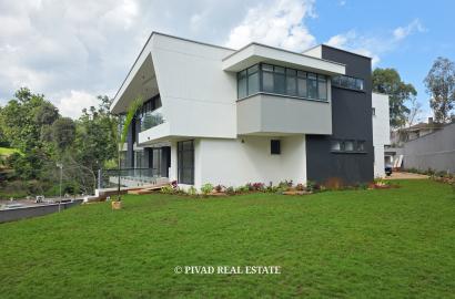 5 Bedroom House for Sale in Nyari