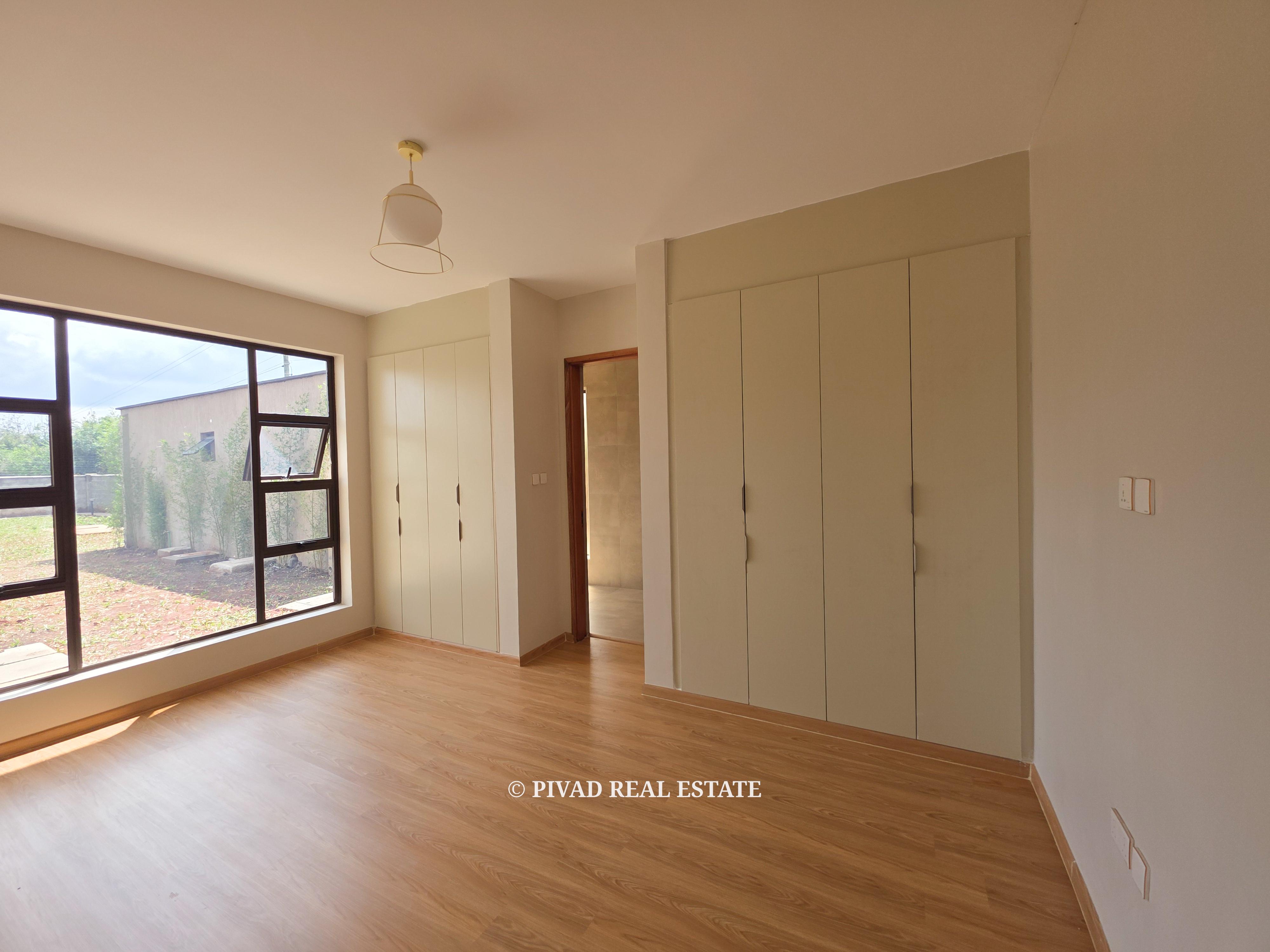 5-Bedroom House For Sale in Karen Hardy