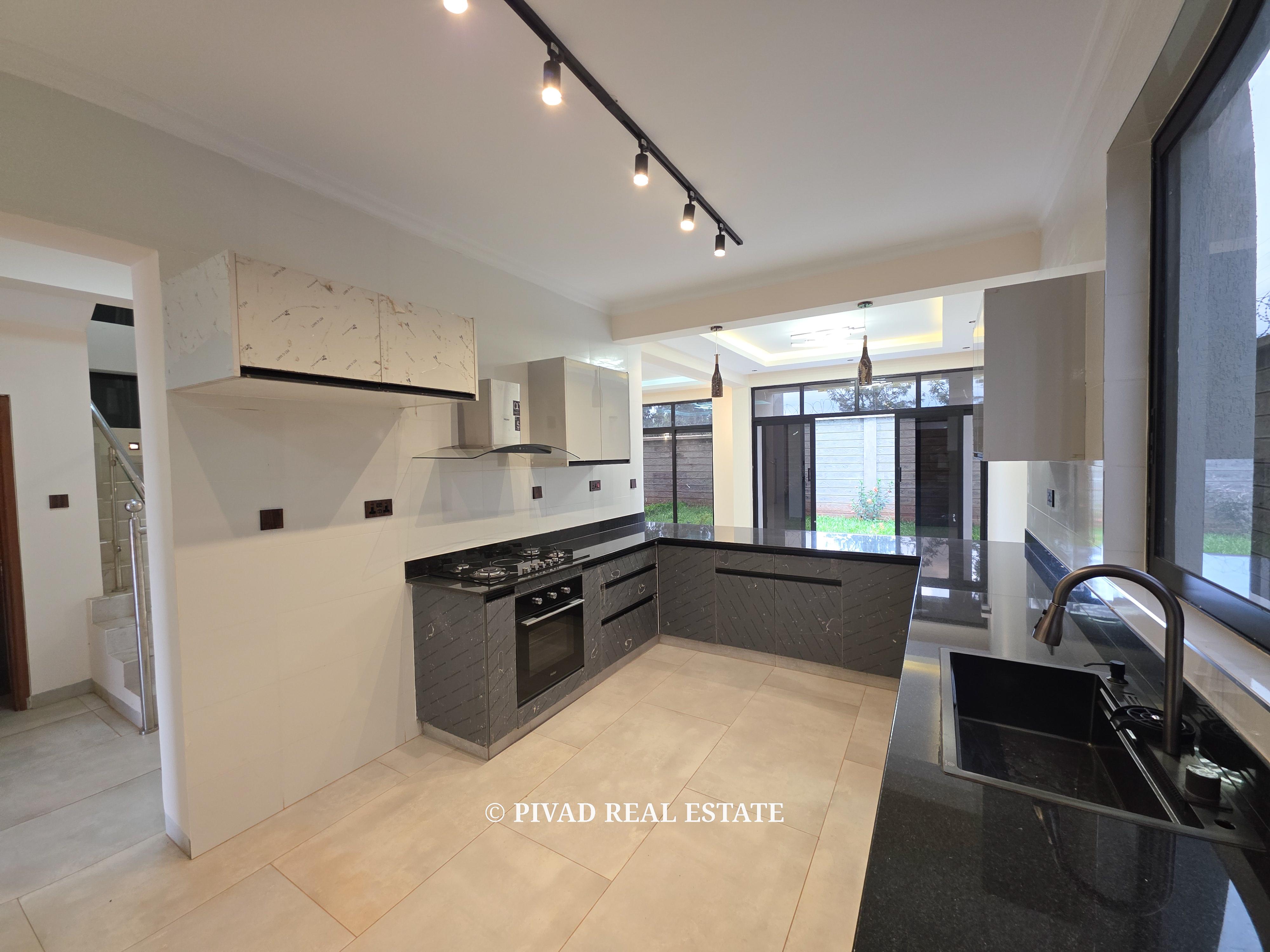 4 Bedroom Townhouse Available for Sale, Off Kiambu Road
