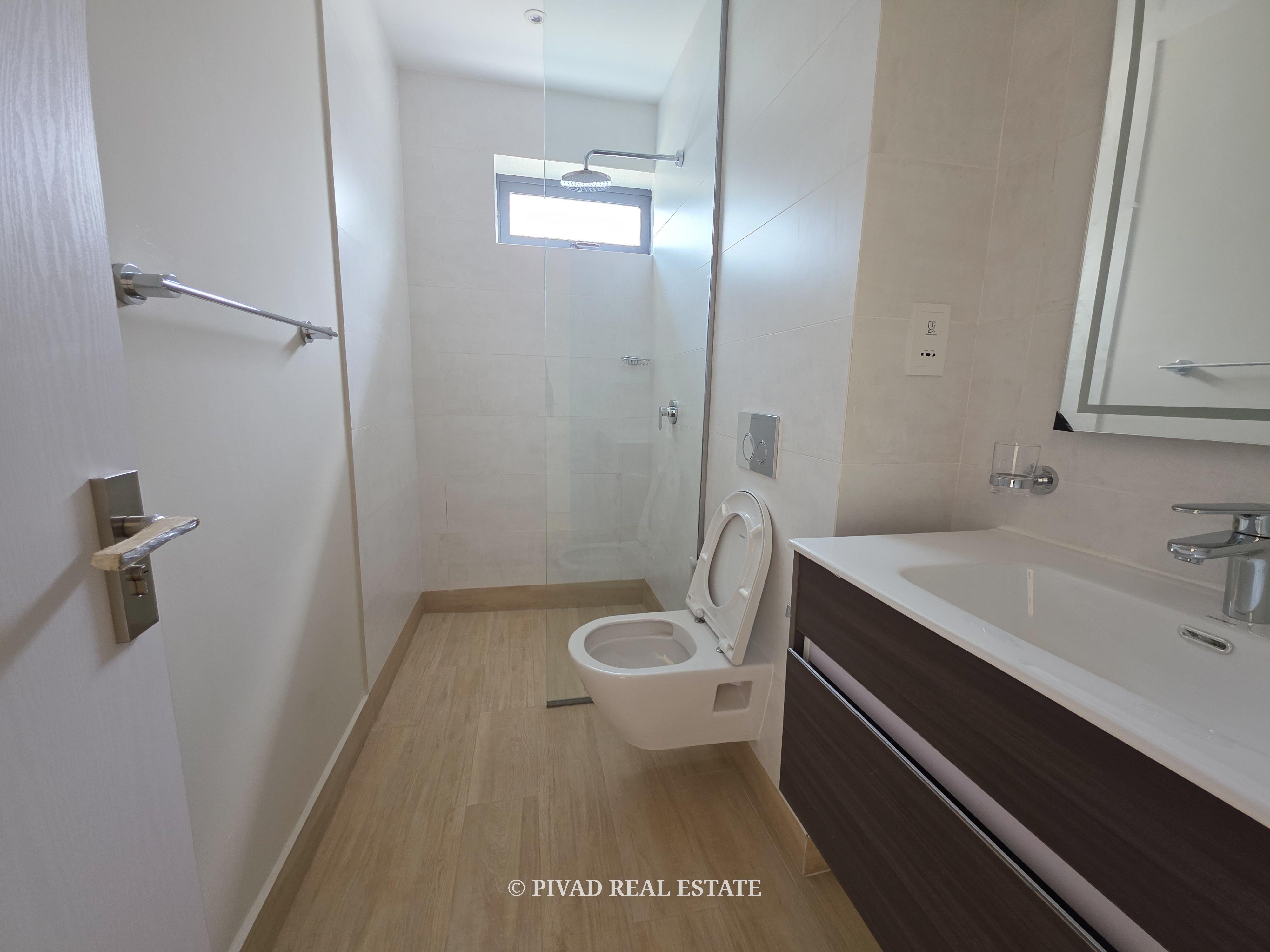 Modern and newly 5 Bedroom House for sale in Kyuna