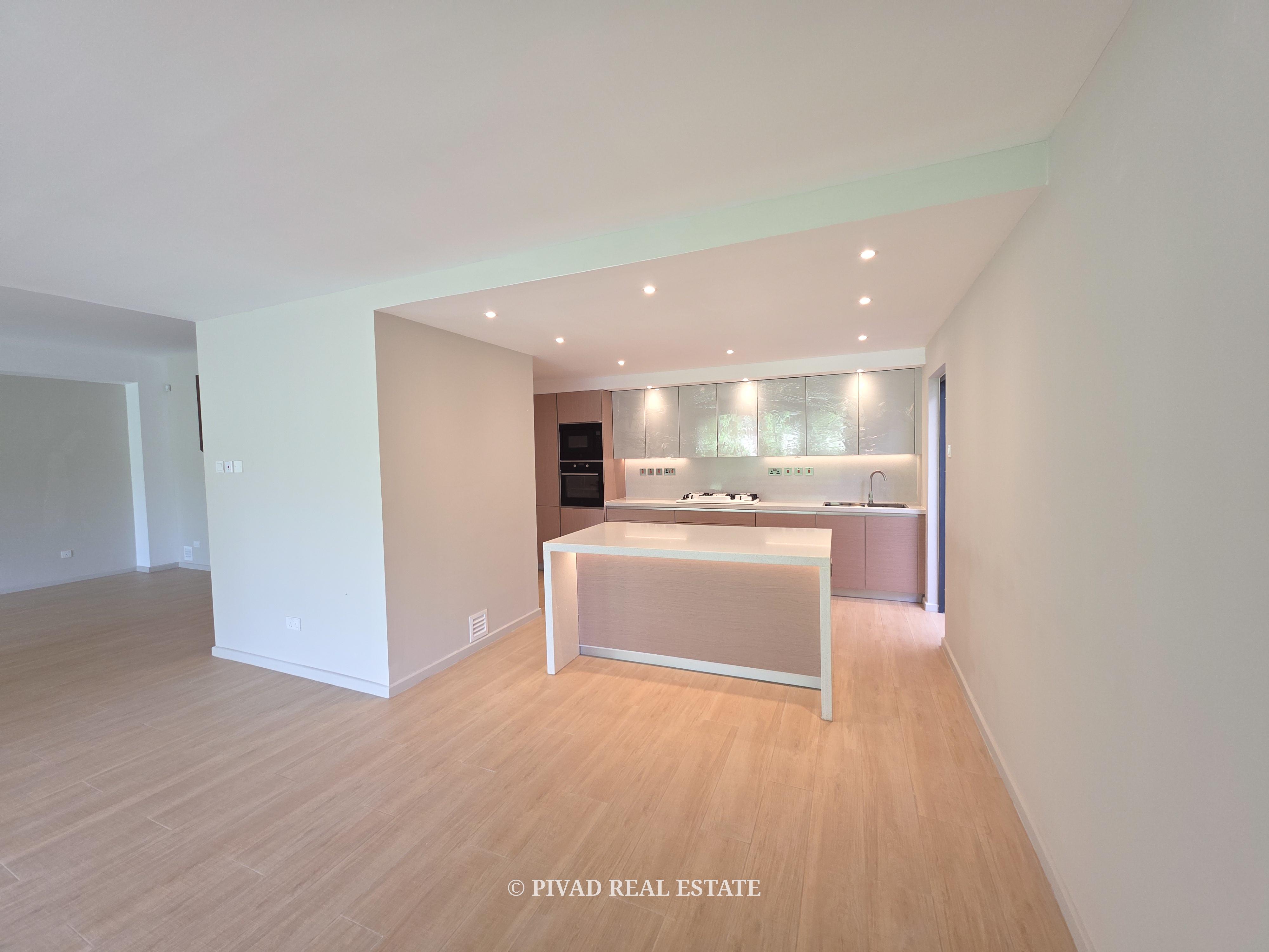 Modern and newly 5 Bedroom House for sale in Kyuna