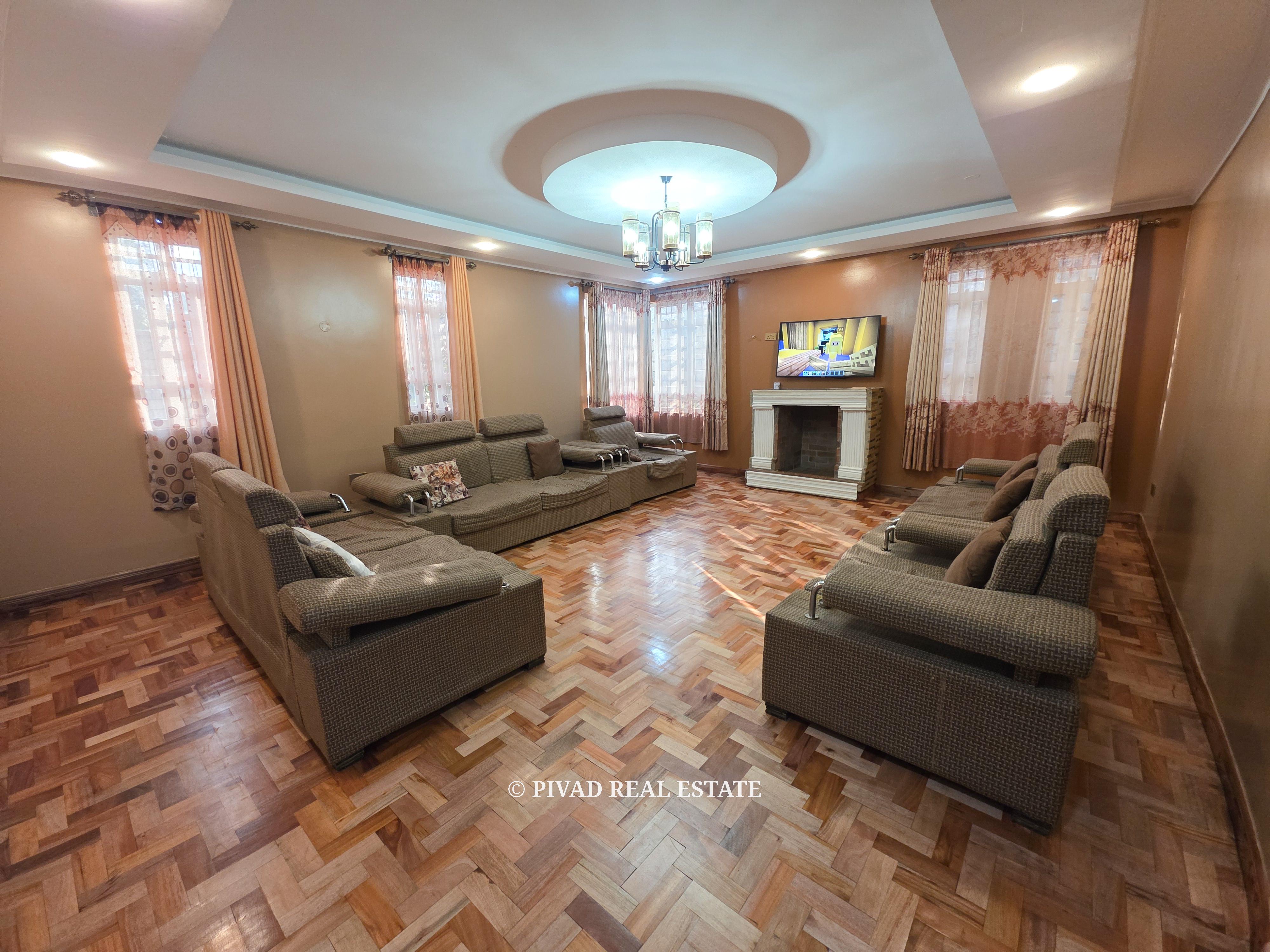 5 Bedroom House available for Sale in Sigona