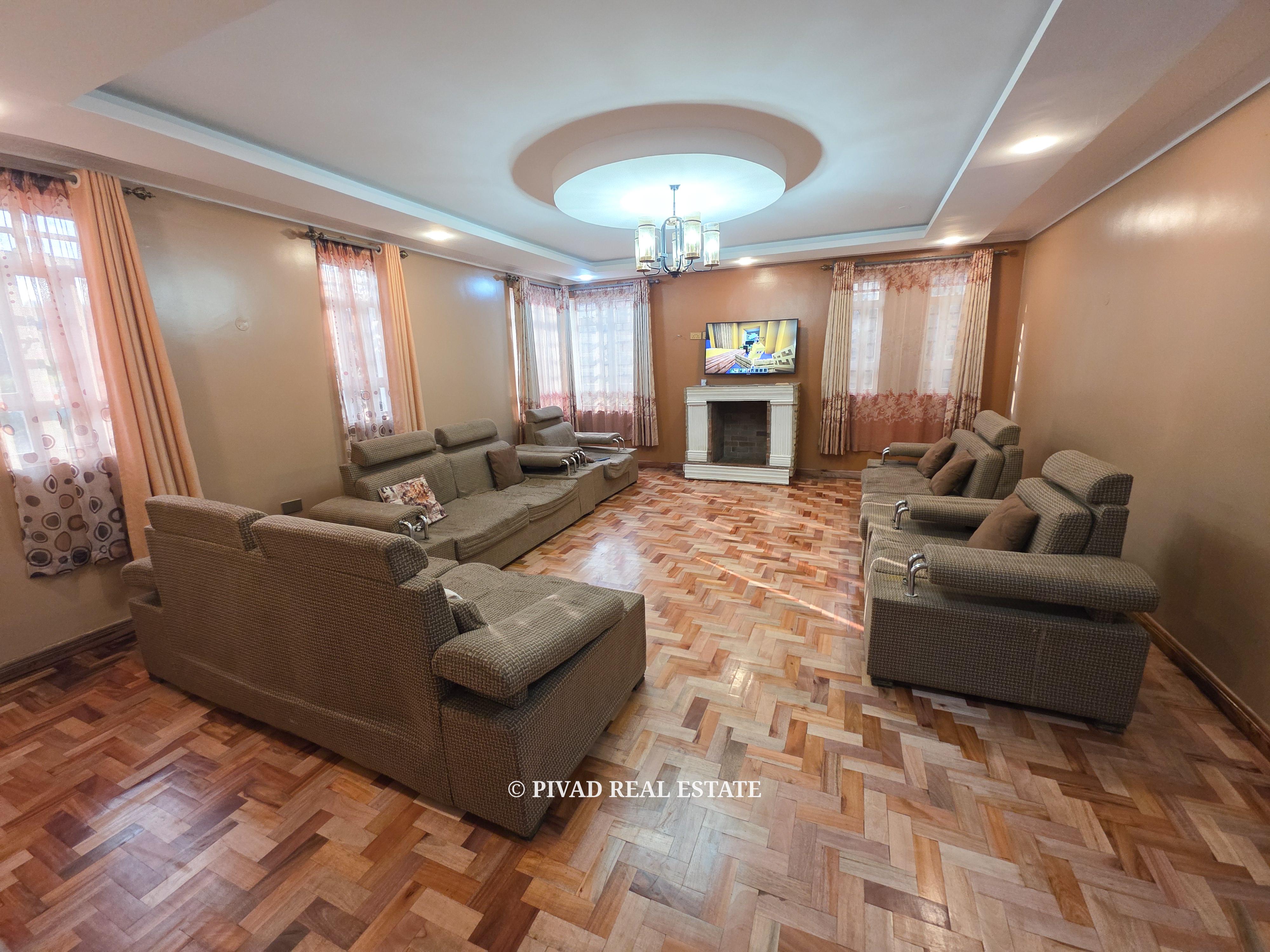 5 Bedroom House available for Sale in Sigona