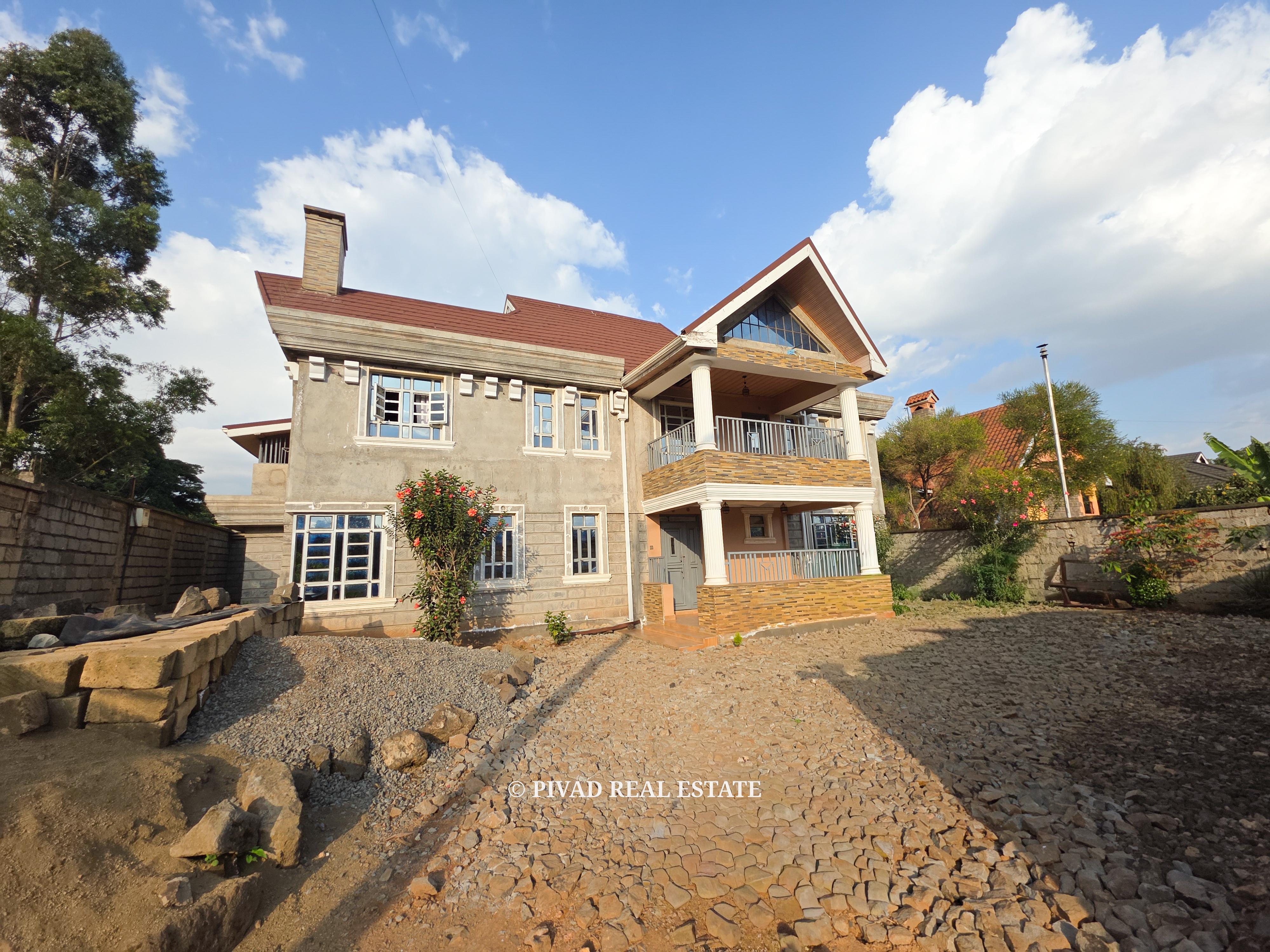 5 Bedroom House available for Sale in Sigona