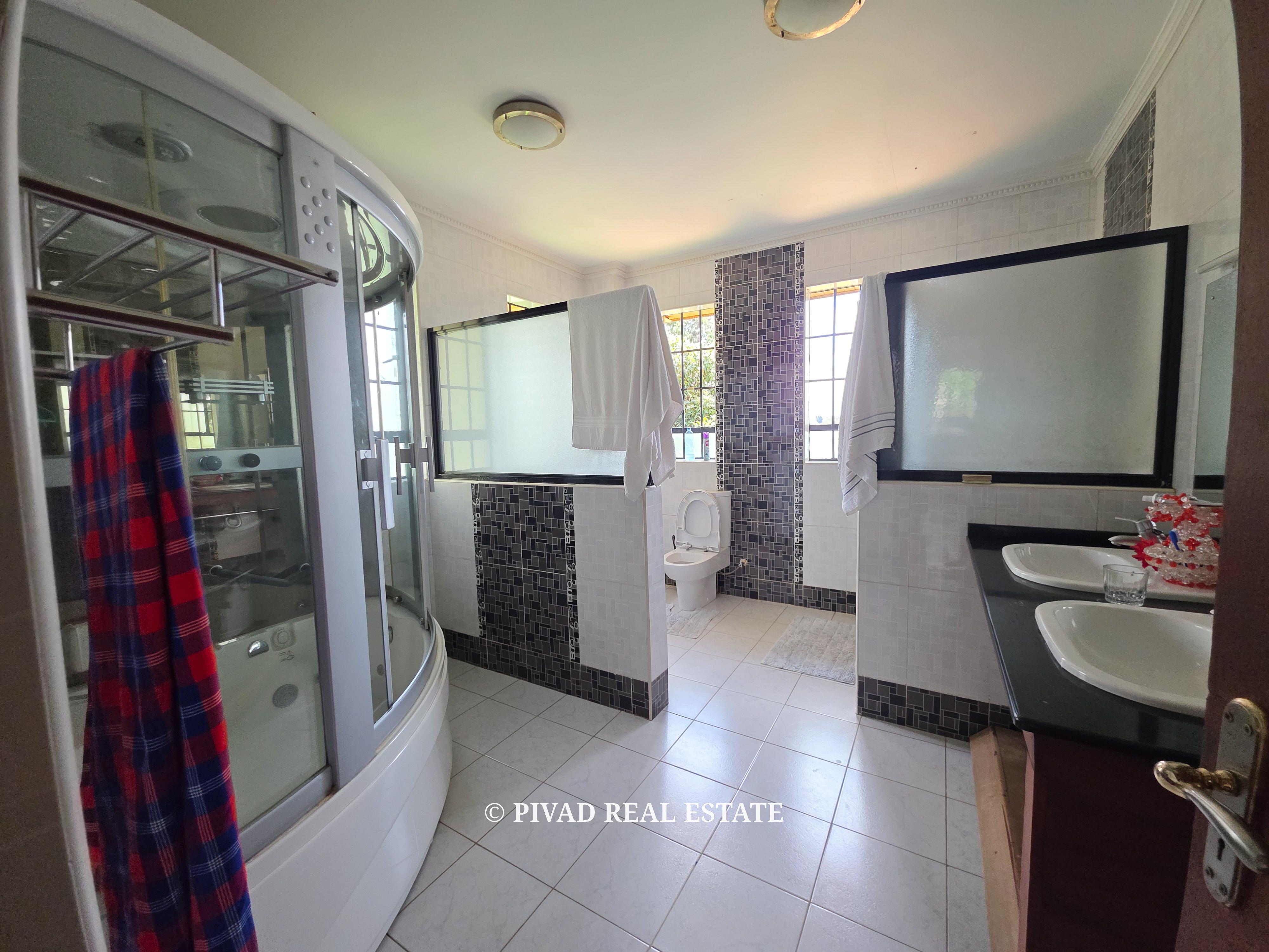 5 Bedroom House for Sale in Kitisuru Estate Off Kirawa Road | Half Acre Property