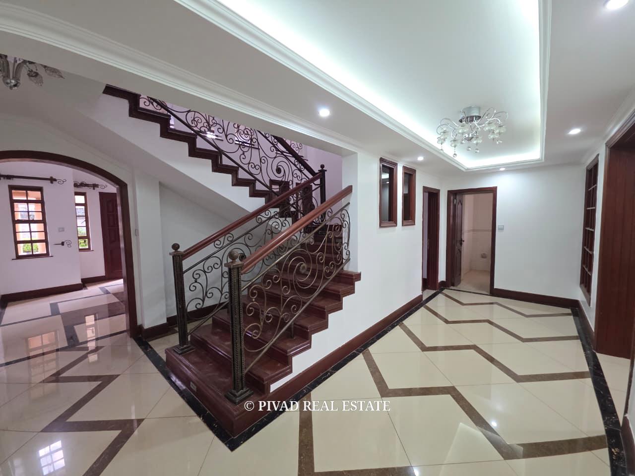 5 Bedroom House Available For Sale in Runda Eliud Mathu