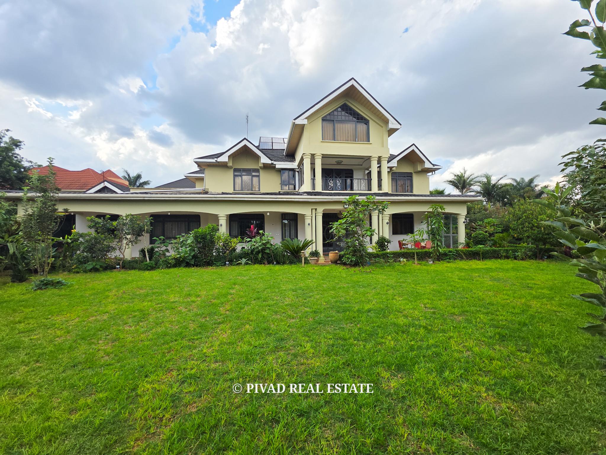 5 Bedroom House Available For Sale in Muthaiga North - 0.5 Acre