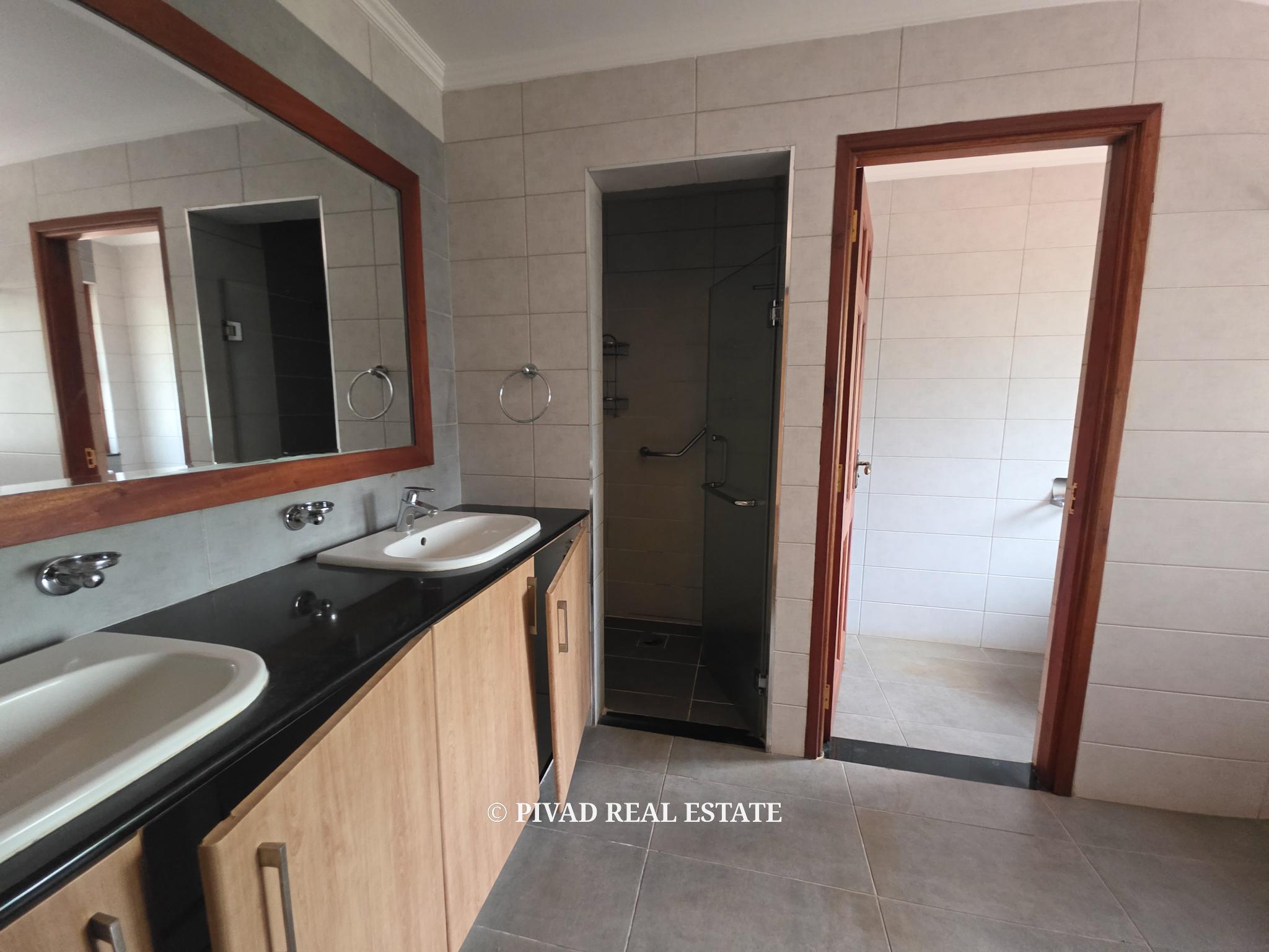 5 Bedroom House Available For Rent in Gigiri