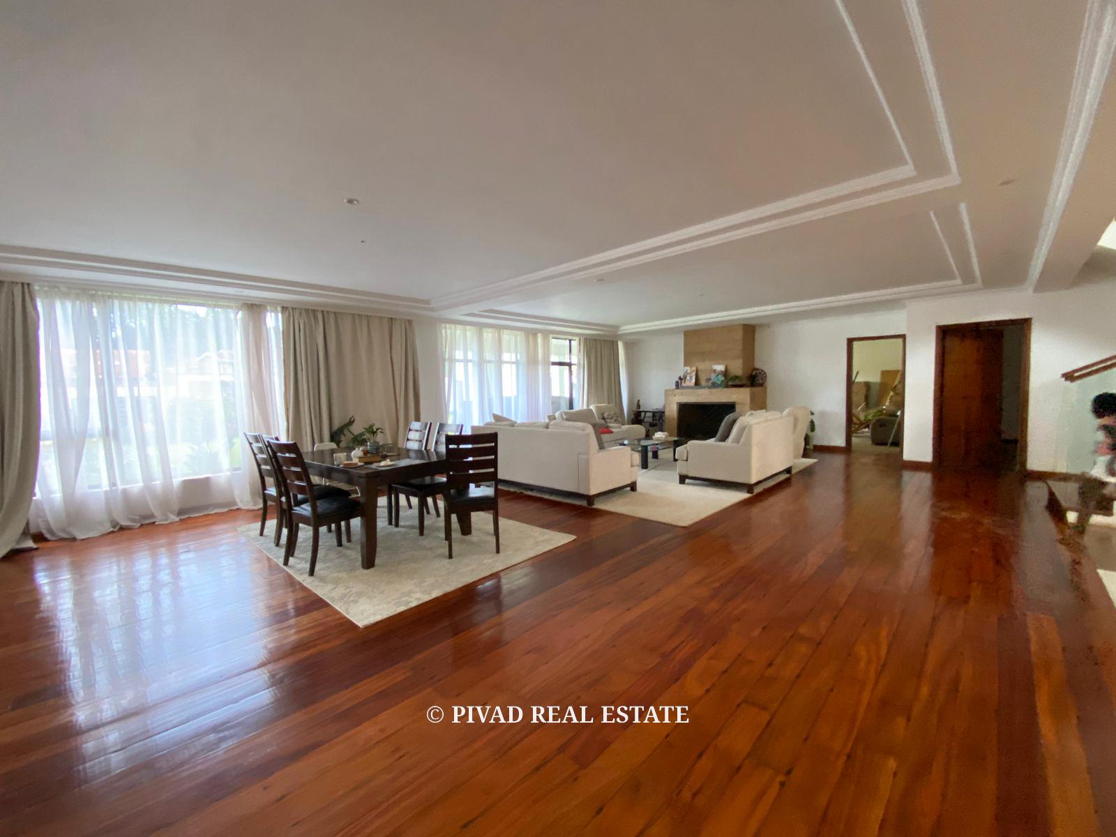 5 Bedroom House Available For Sale - Runda, Evergreen