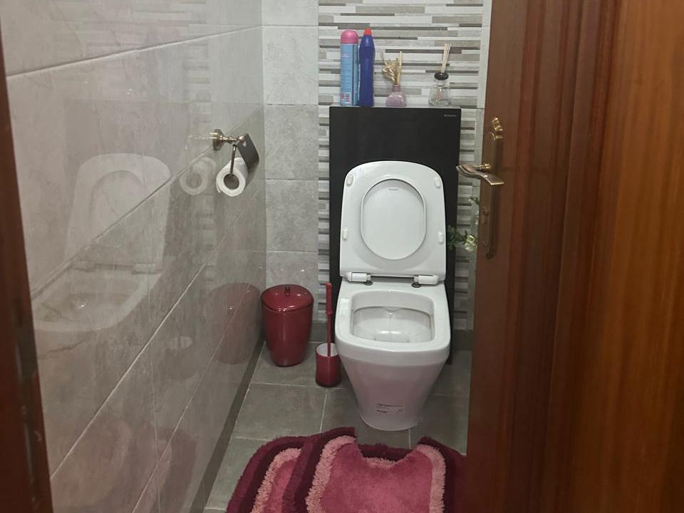 7 bedroom House available For Sale in Nyari Estate