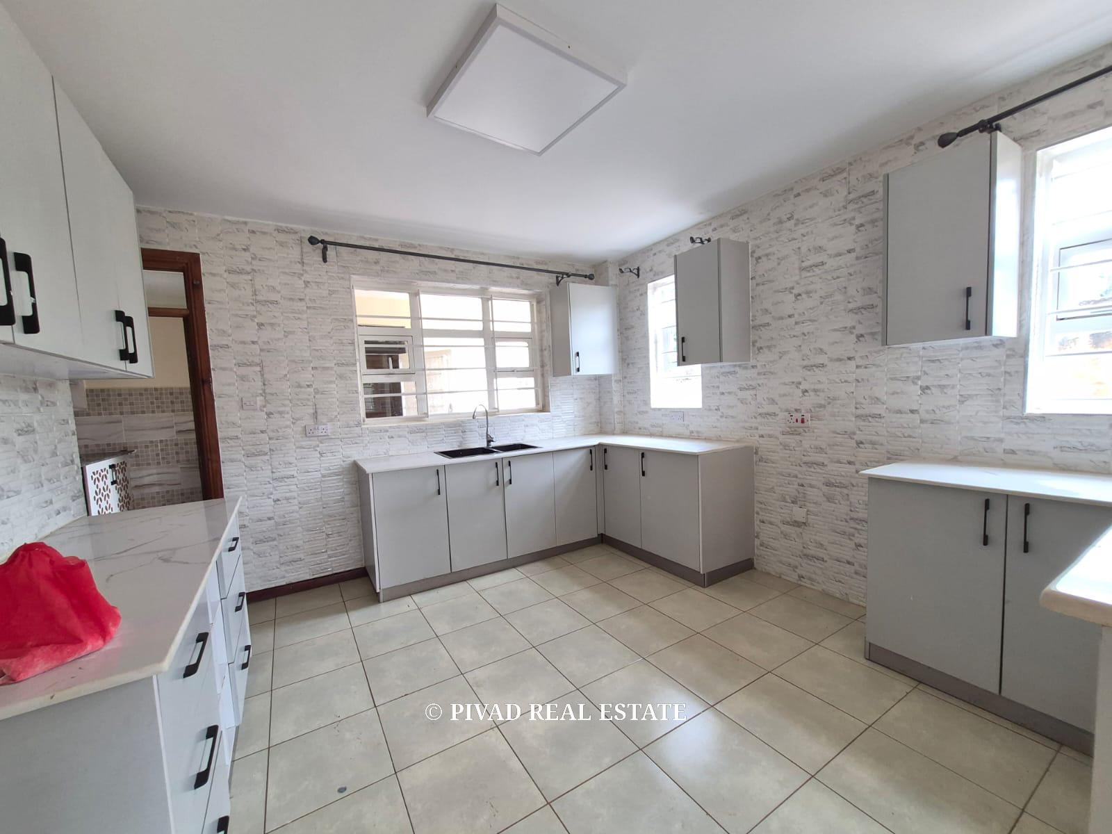 4-Bedroom Townhouse for Rent – Thome