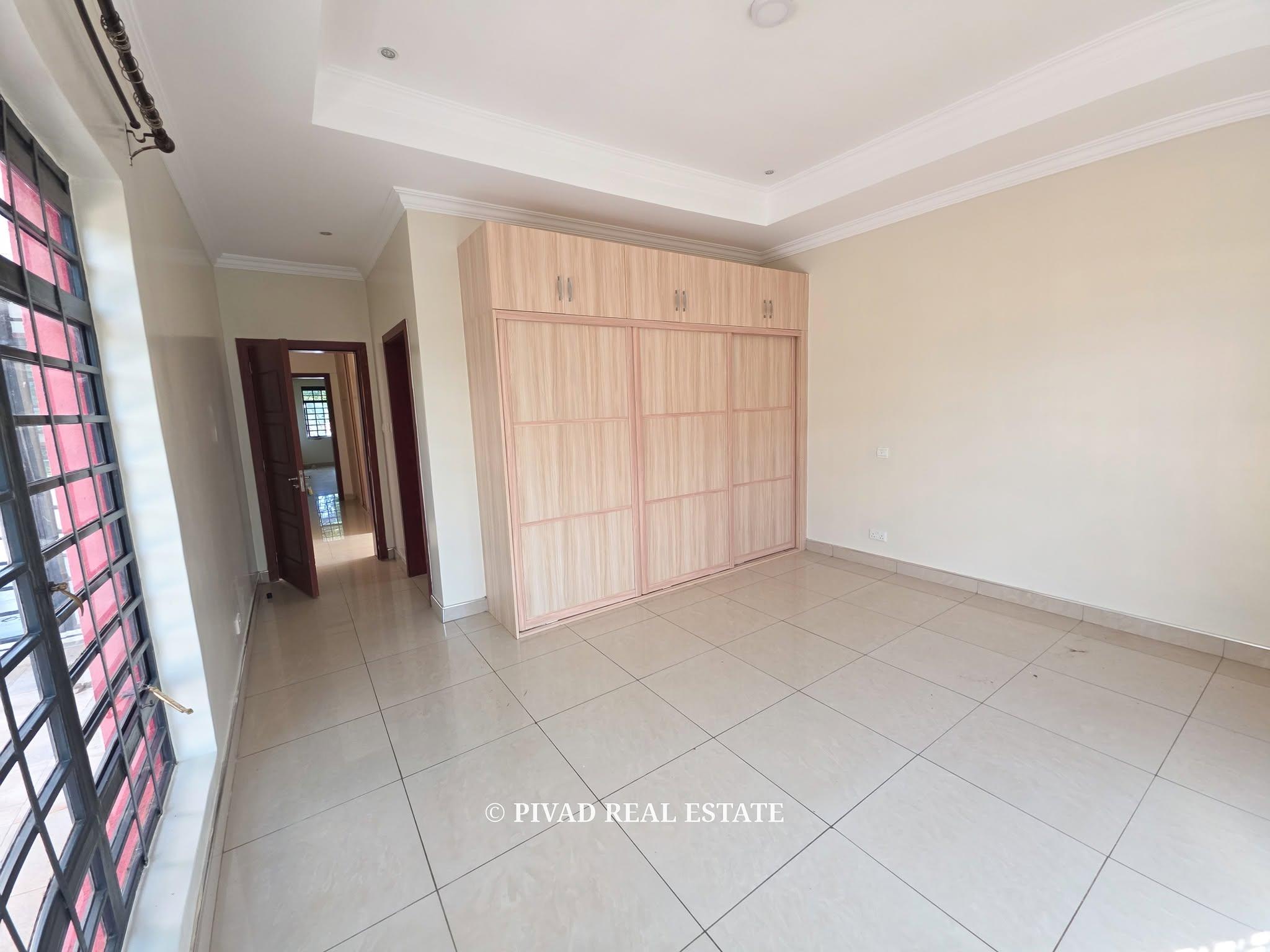 4 Bedroom House Available For Sale in New Runda