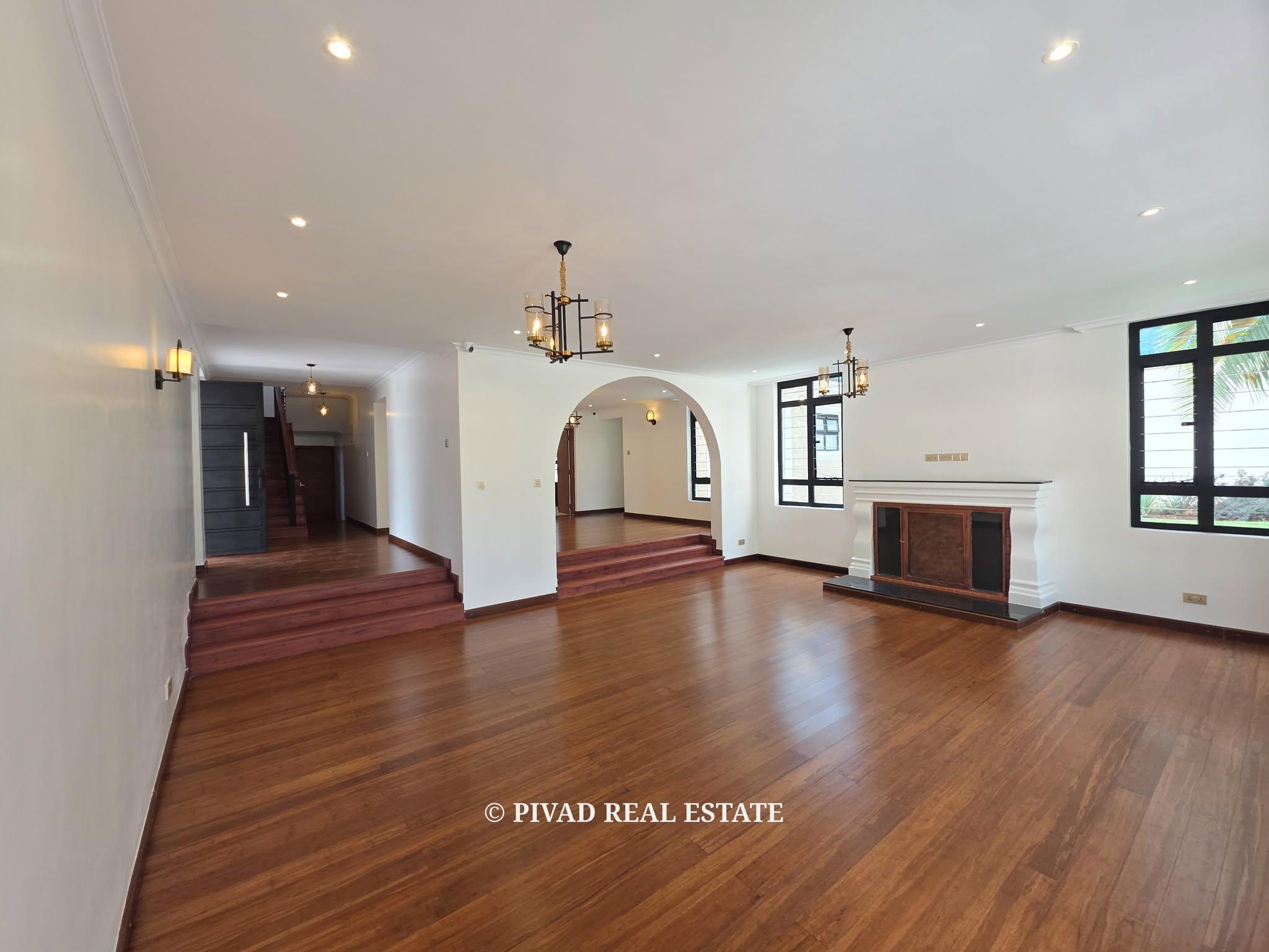 6 Bedroom House Available For Sale in Runda