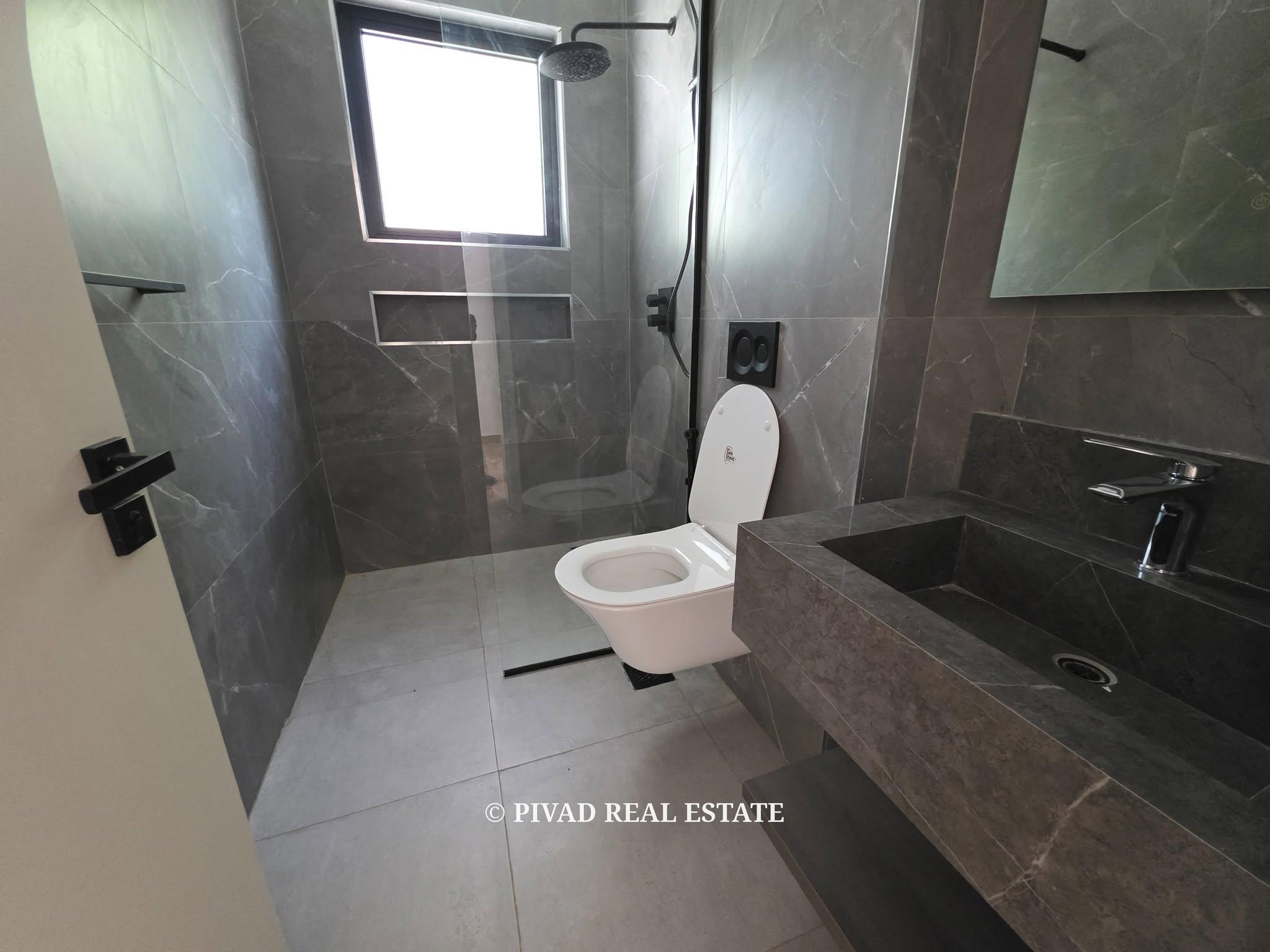 Newly built and modern 5 bedroom House available for Rent in Runda