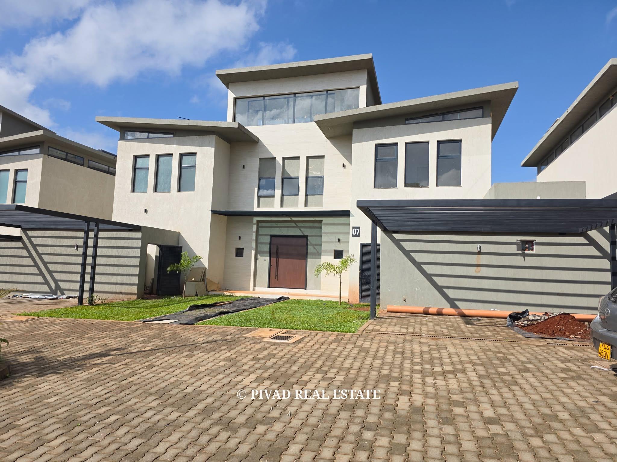 Newly built and modern 5 bedroom House available for Rent in Runda