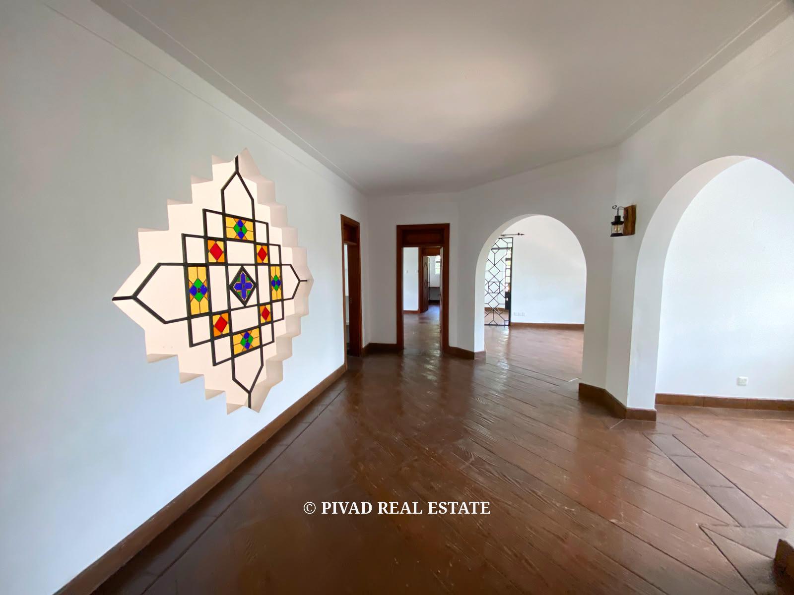 4 Bedroom House For Rent in Nyari Central