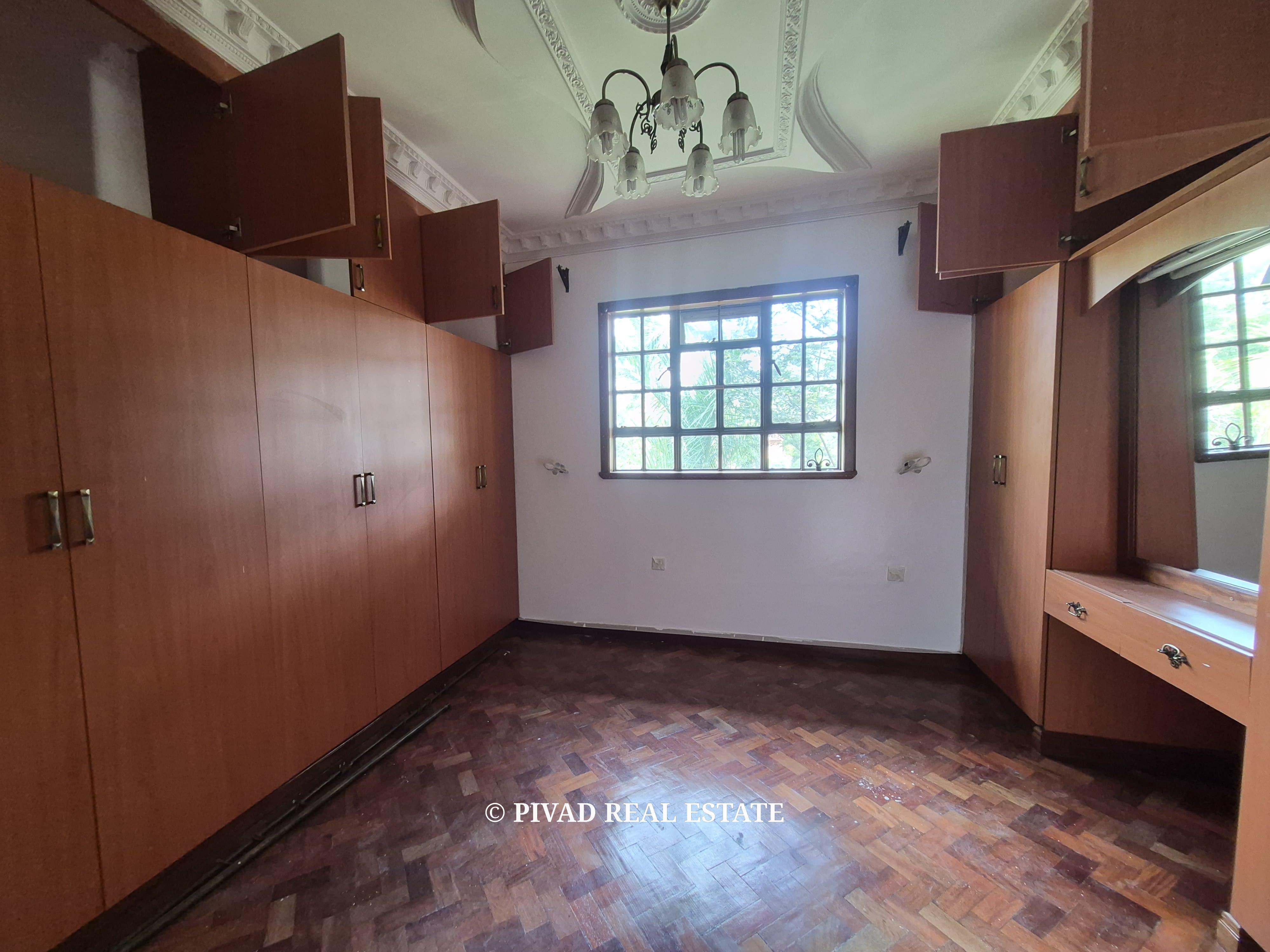5-Bedroom House for Rent – Runda Evergreen