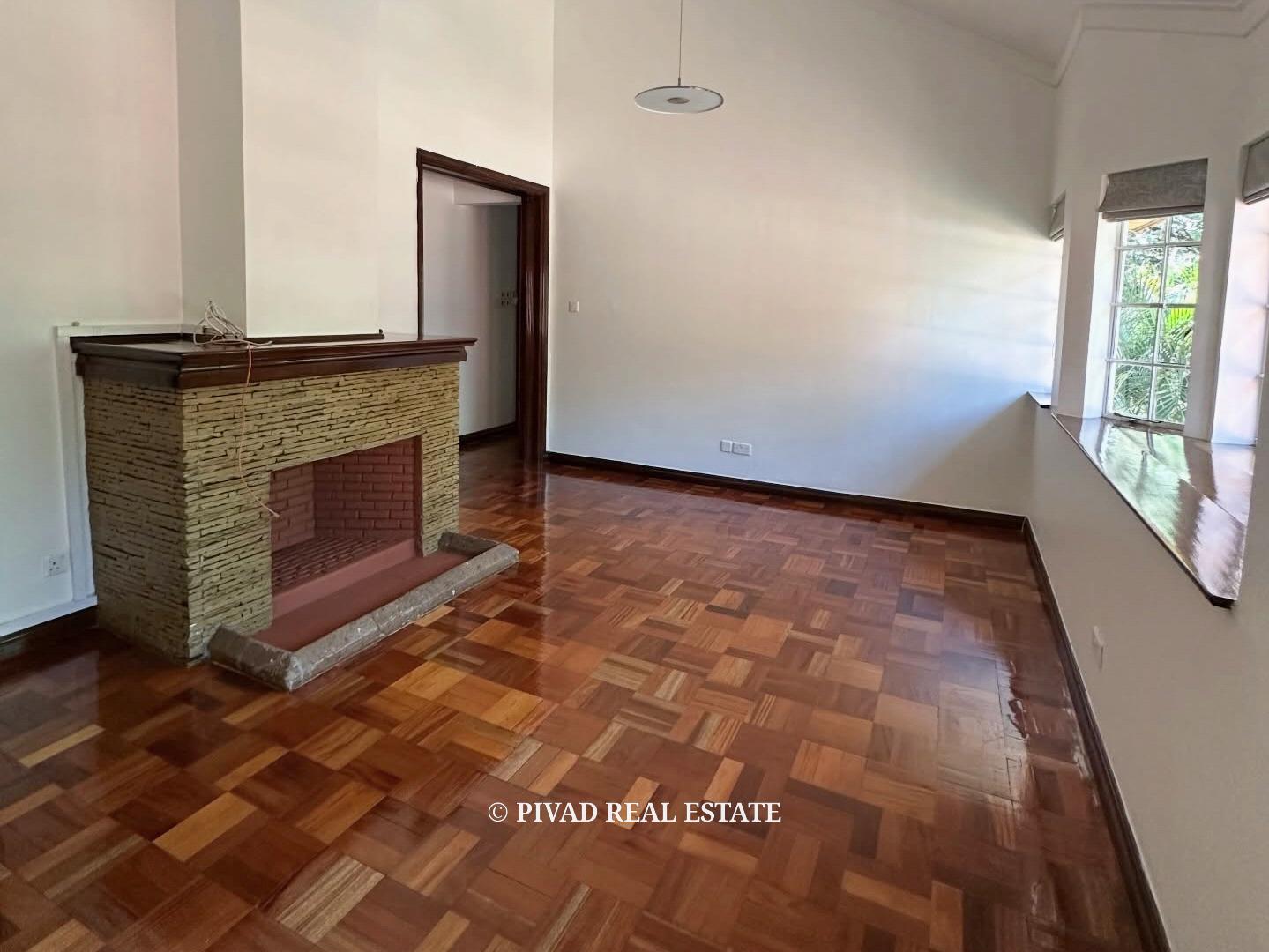 5 Bedroom House Available For Rent in Rosslyn Estate