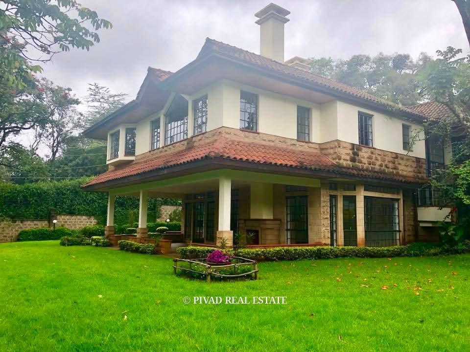 5 Bedroom House Available For Rent in Rosslyn Estate