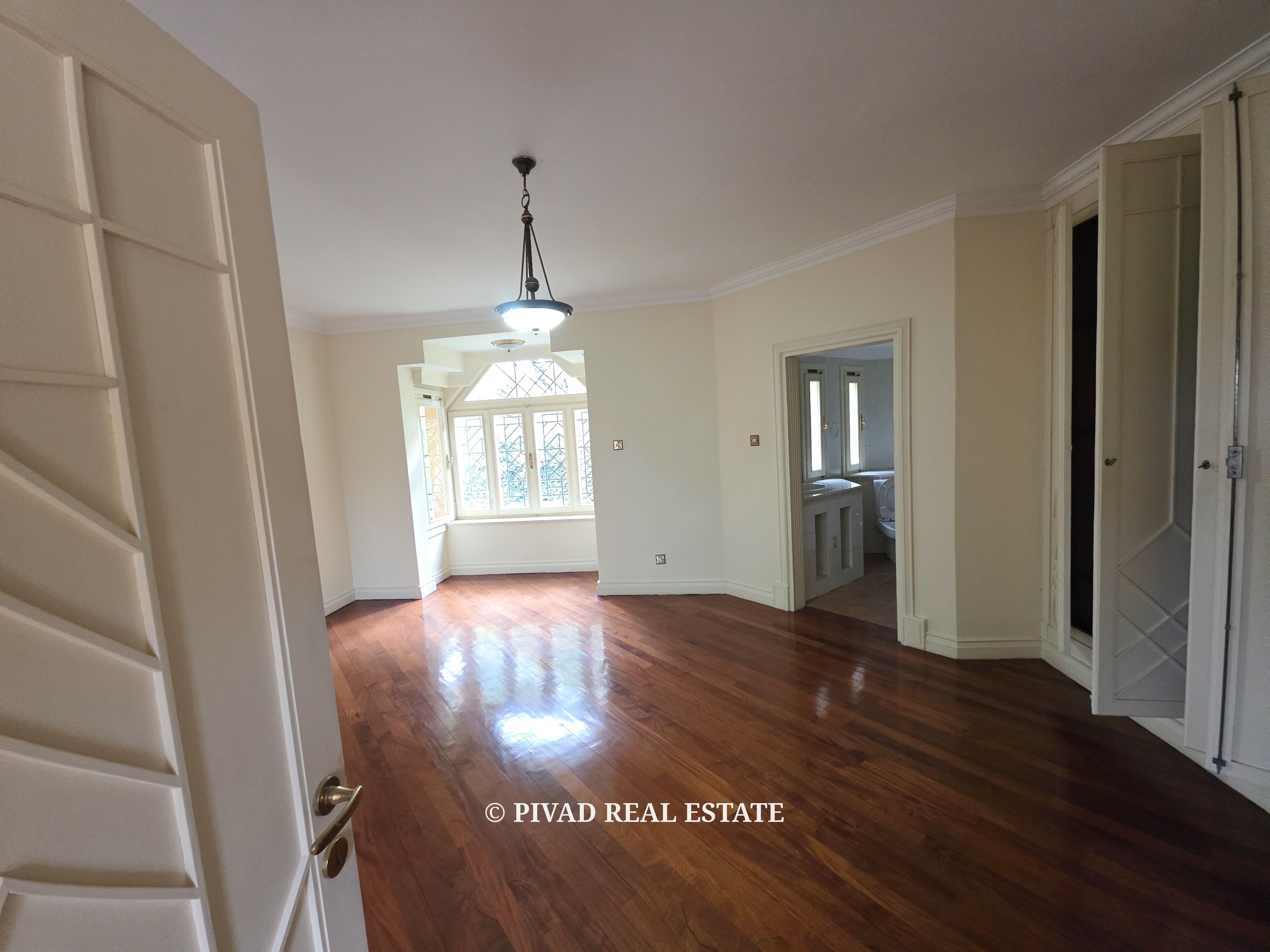 5 Bedroom House Available For Sale - Old Muthaiga