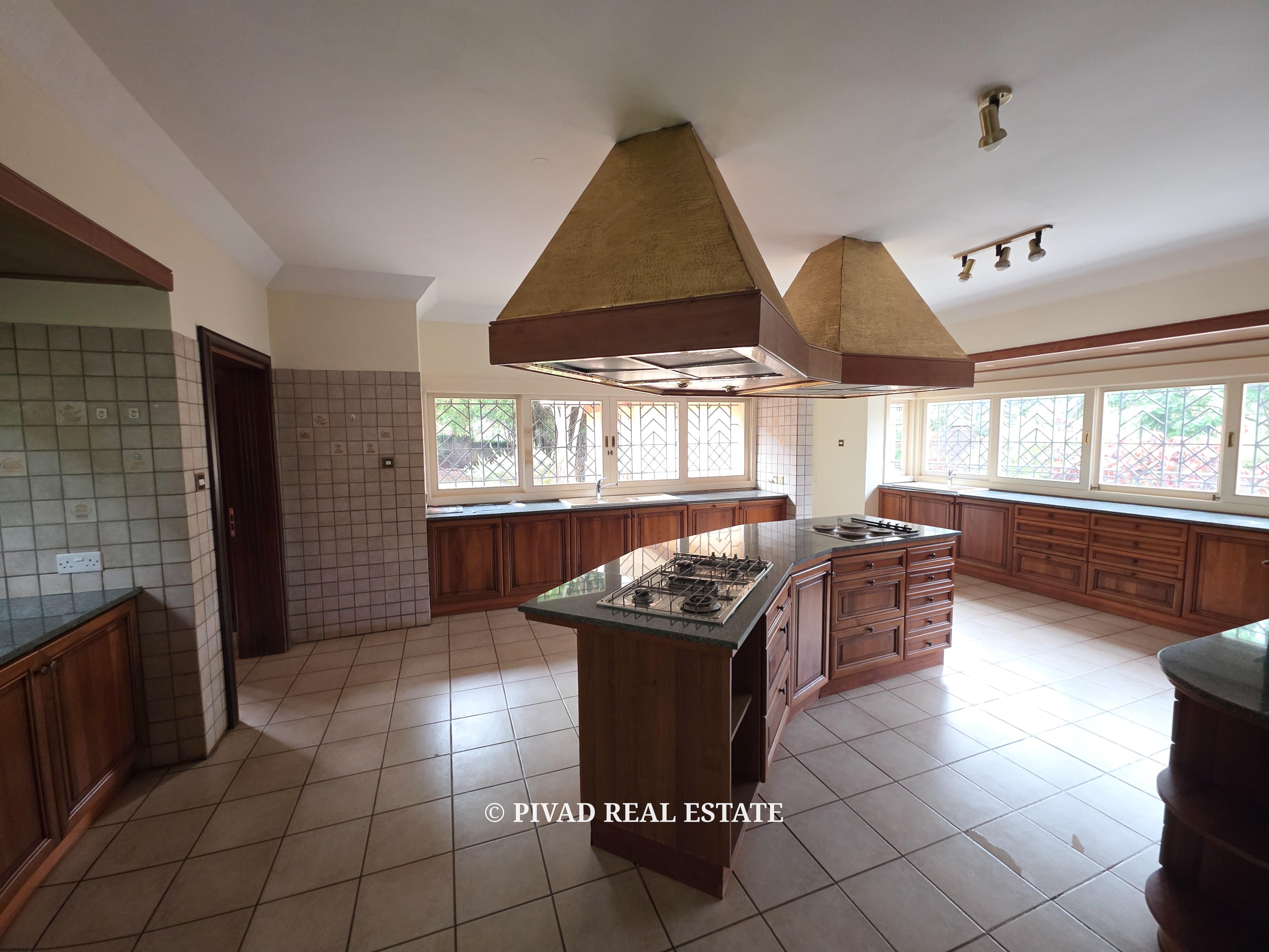 5 Bedroom House Available For Sale - Old Muthaiga