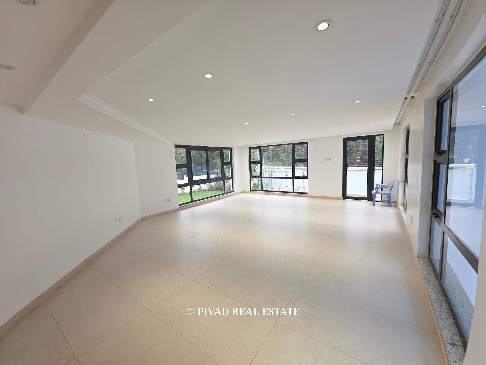 6 Bedroom House Available For Rent in Runda