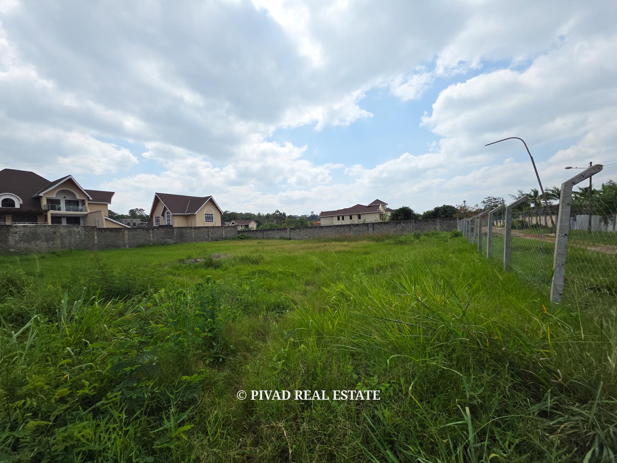 0.5 Acre Plot of Land For Sale at Runda Evergreen
