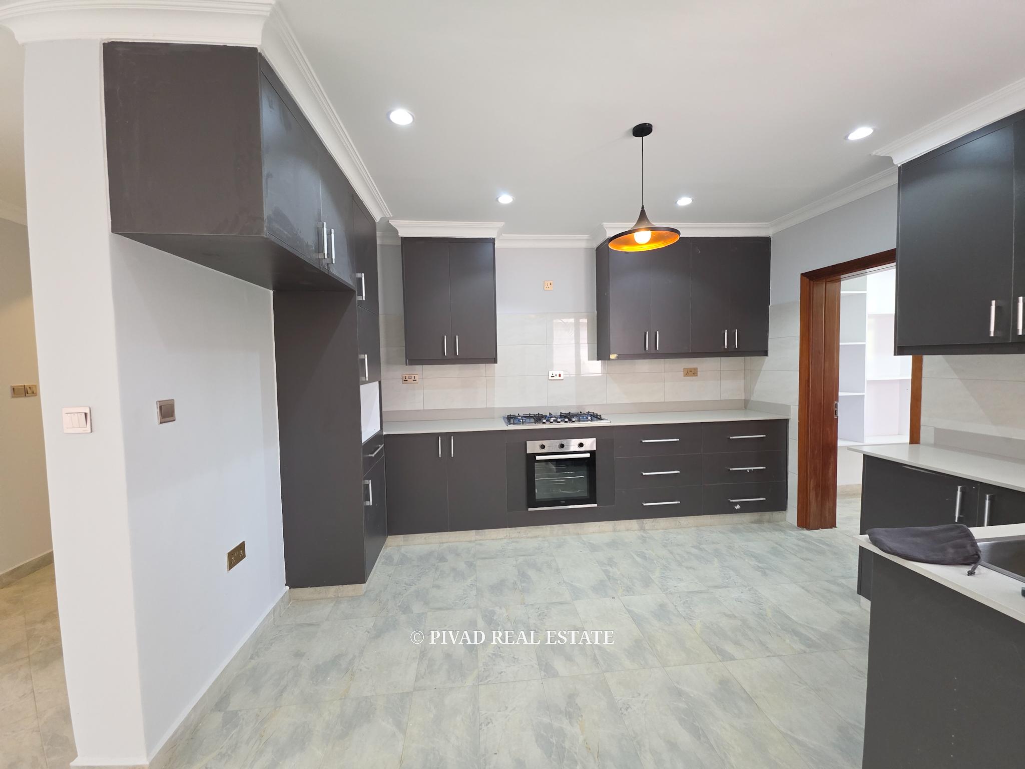 3 Bedroom Apartment For Rent - Thome estate, Kiambu Road